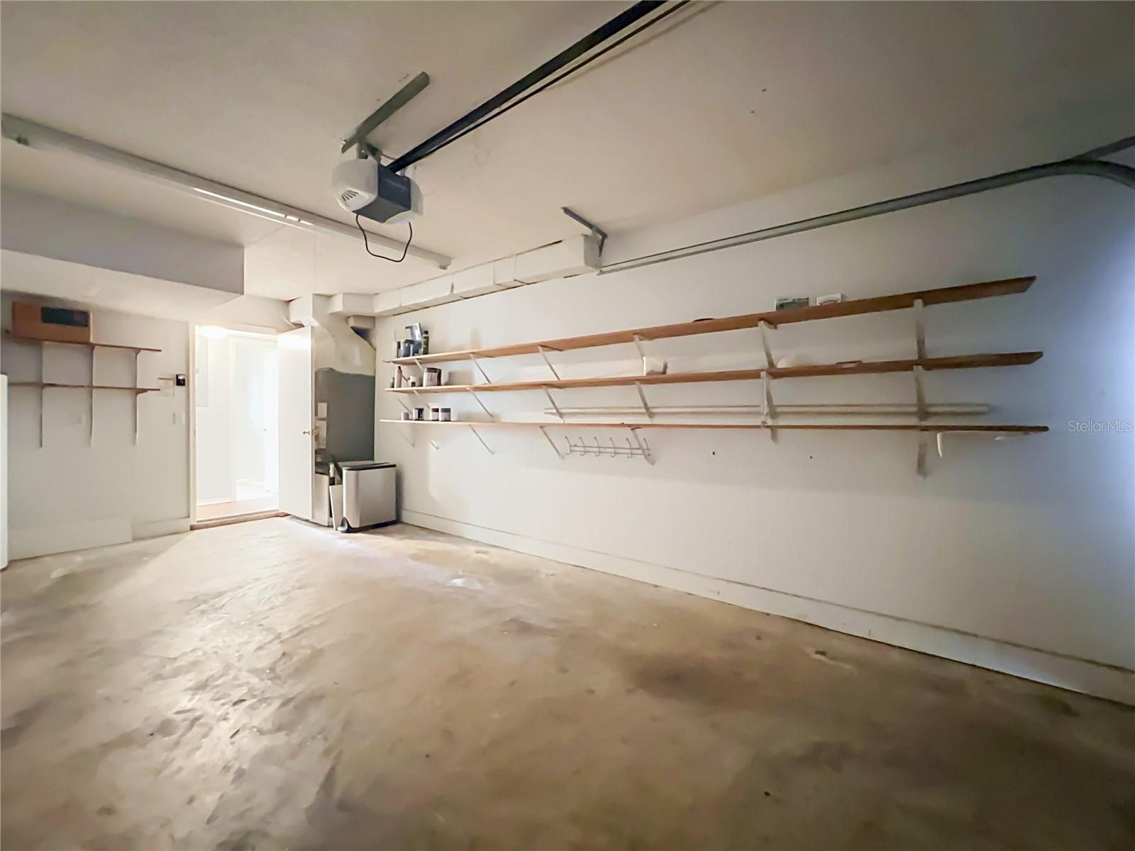 LAUREL GARDENS CONDO OR 6129/3917 - Residential
