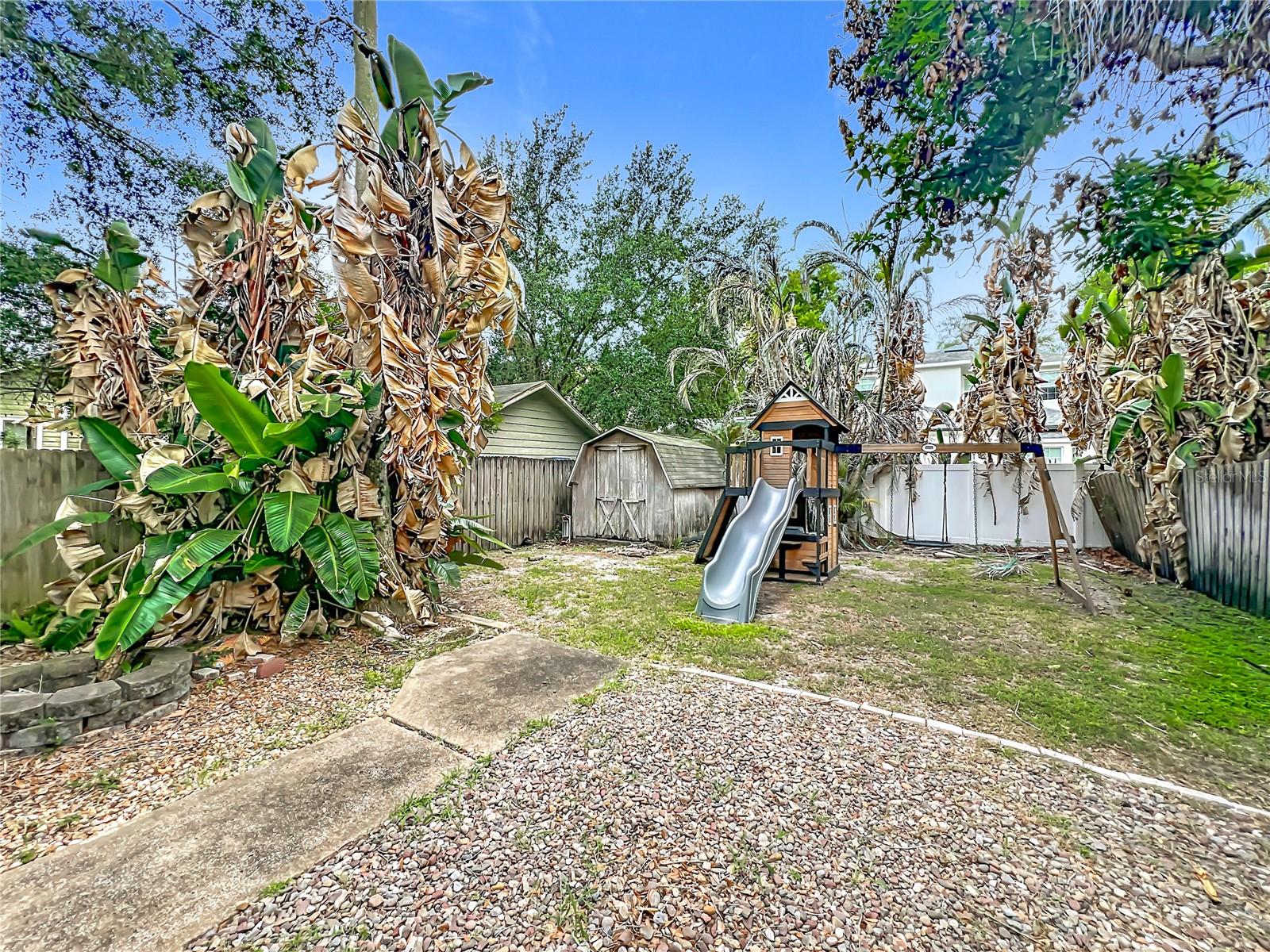 LAUREL GARDENS CONDO OR 6129/3917 - Residential