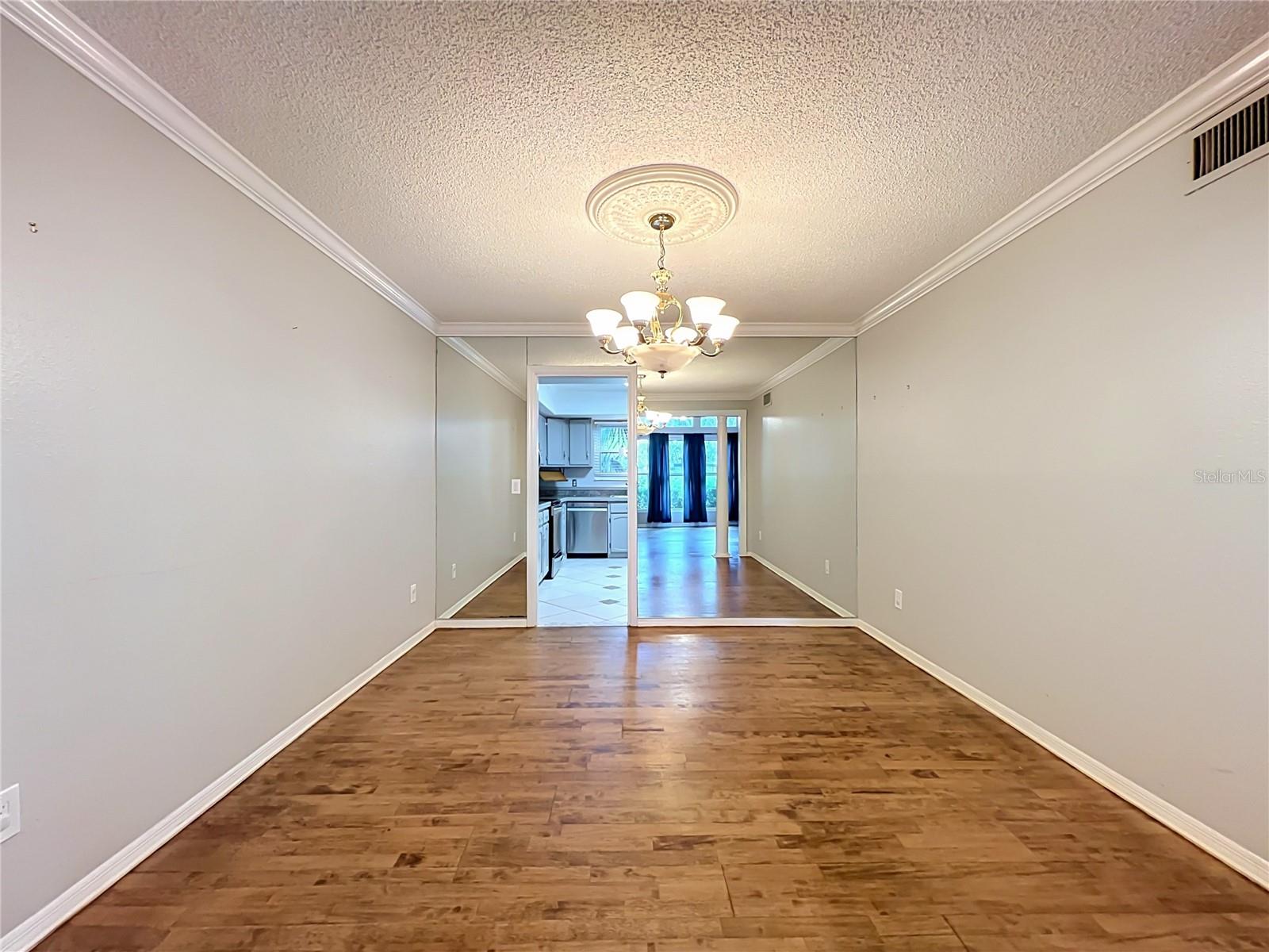 LAUREL GARDENS CONDO OR 6129/3917 - Residential