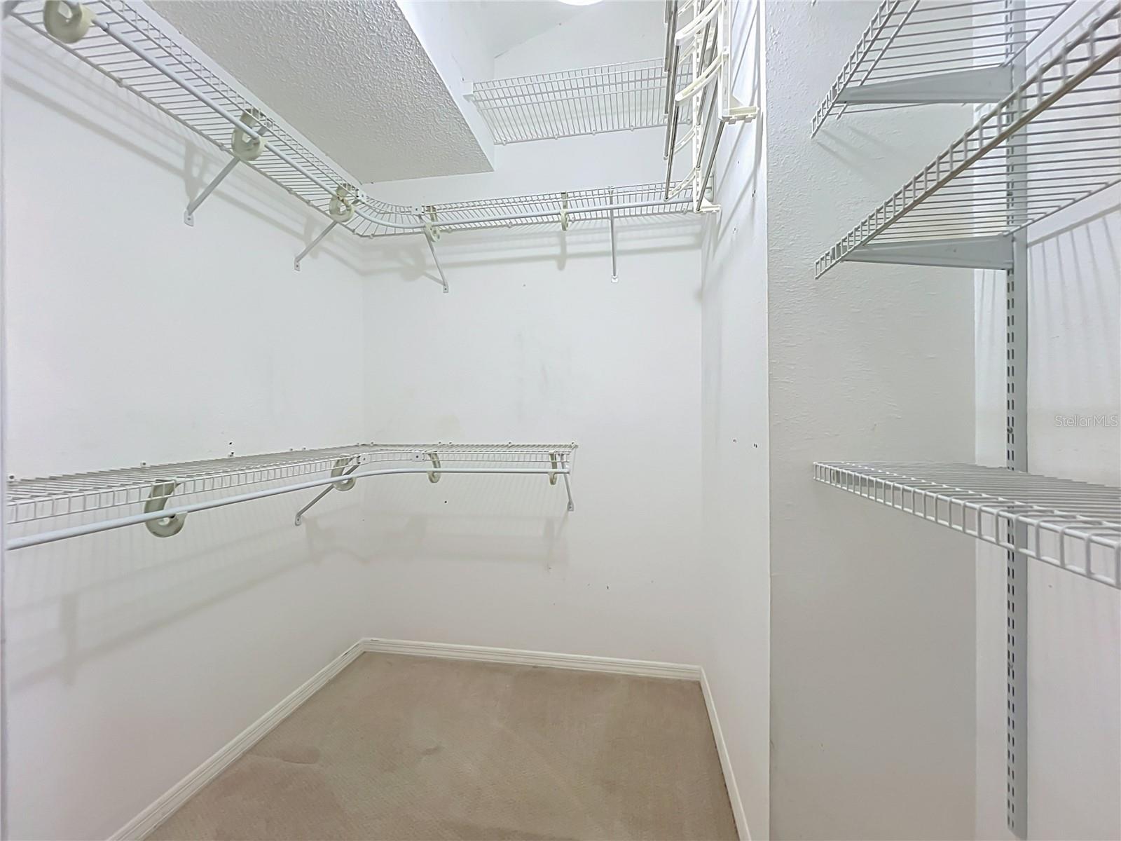 LAUREL GARDENS CONDO OR 6129/3917 - Residential