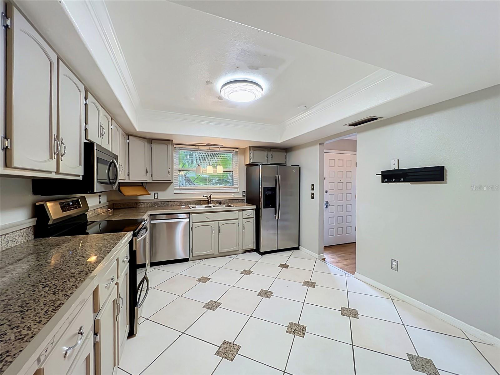 LAUREL GARDENS CONDO OR 6129/3917 - Residential