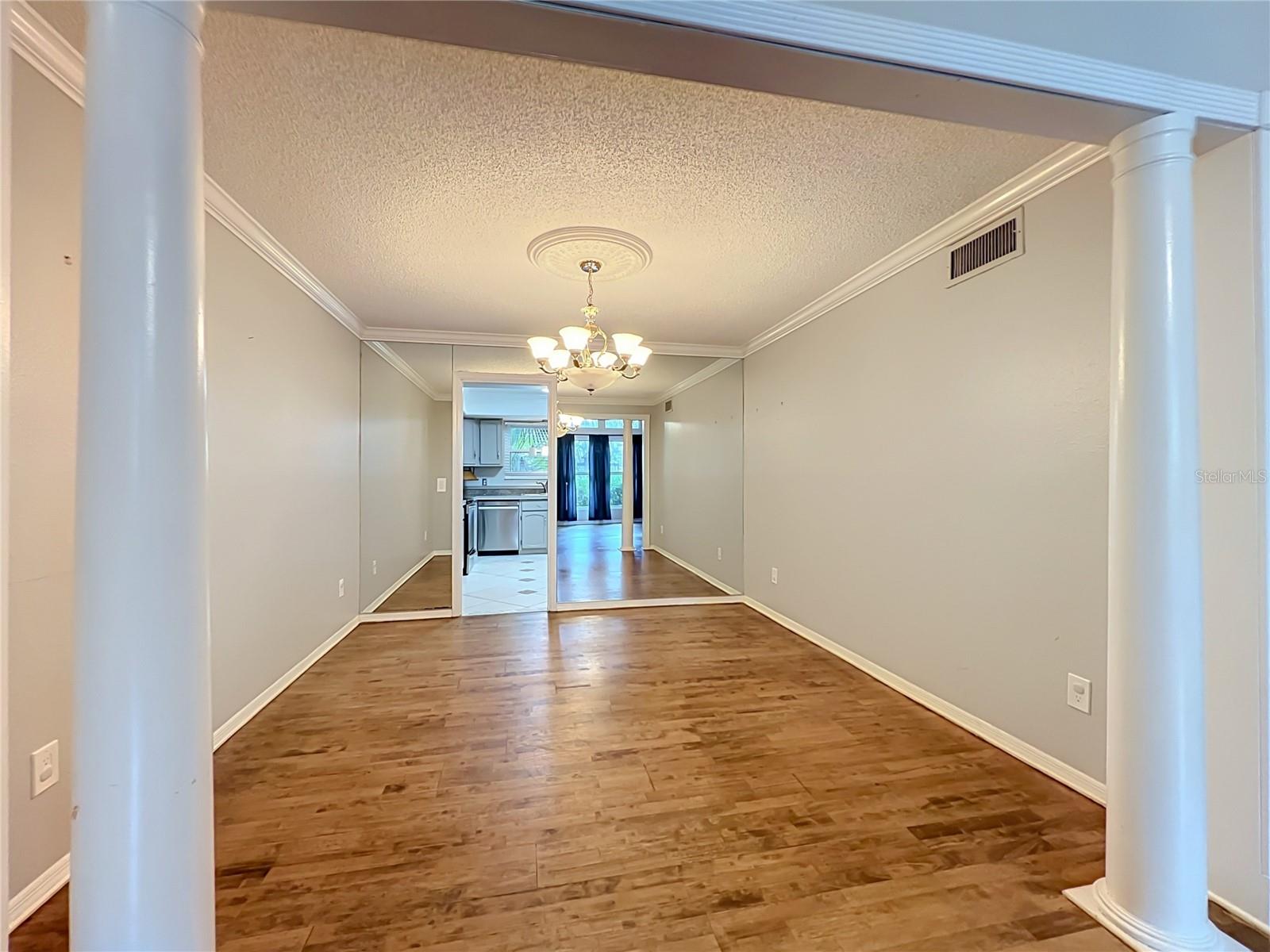 LAUREL GARDENS CONDO OR 6129/3917 - Residential