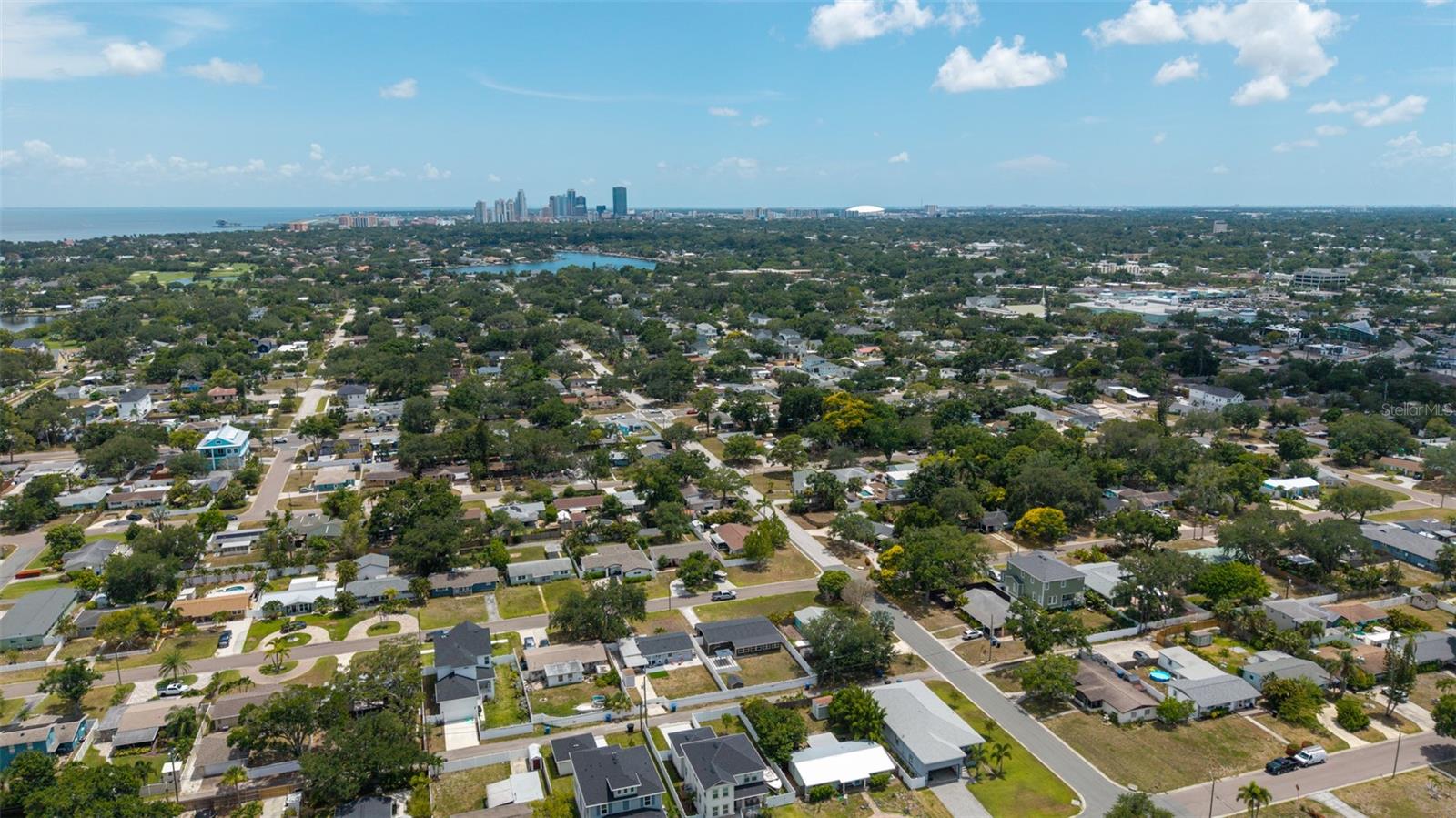 SNELL SHORES MANOR - Residential