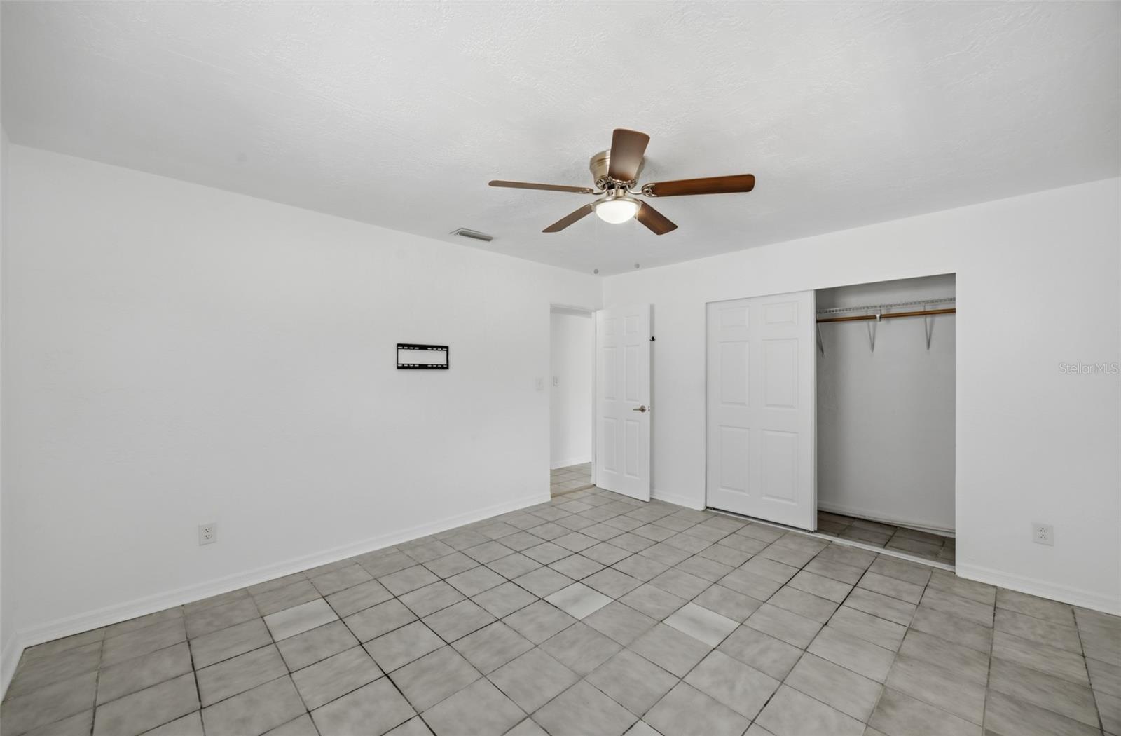 SNELL SHORES MANOR - Residential