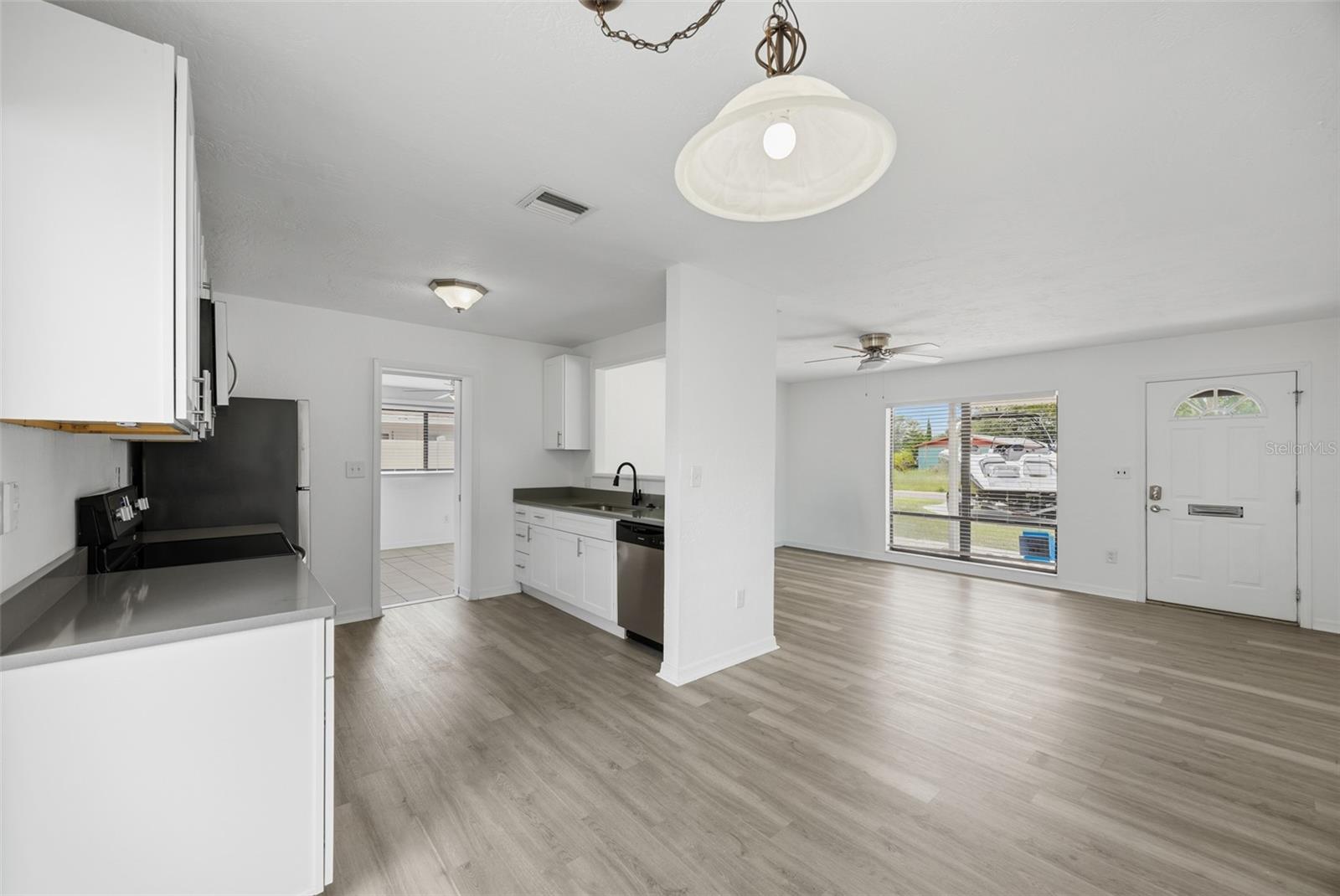 SNELL SHORES MANOR - Residential