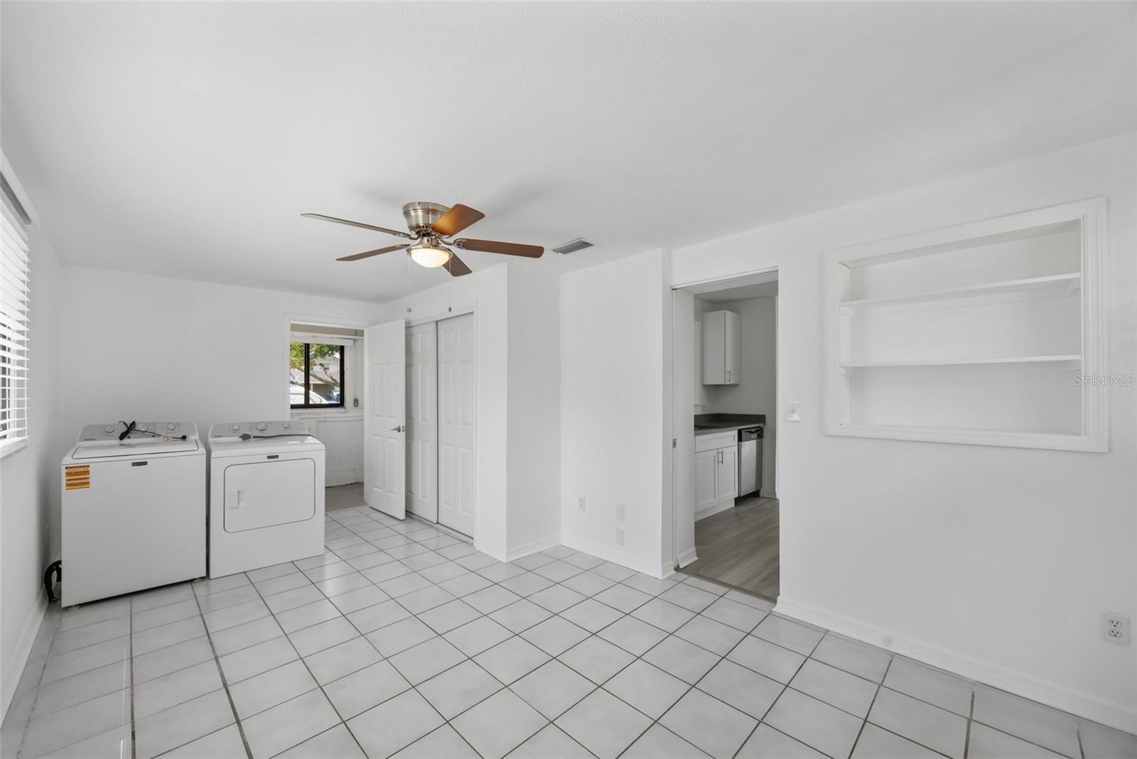 SNELL SHORES MANOR - Residential