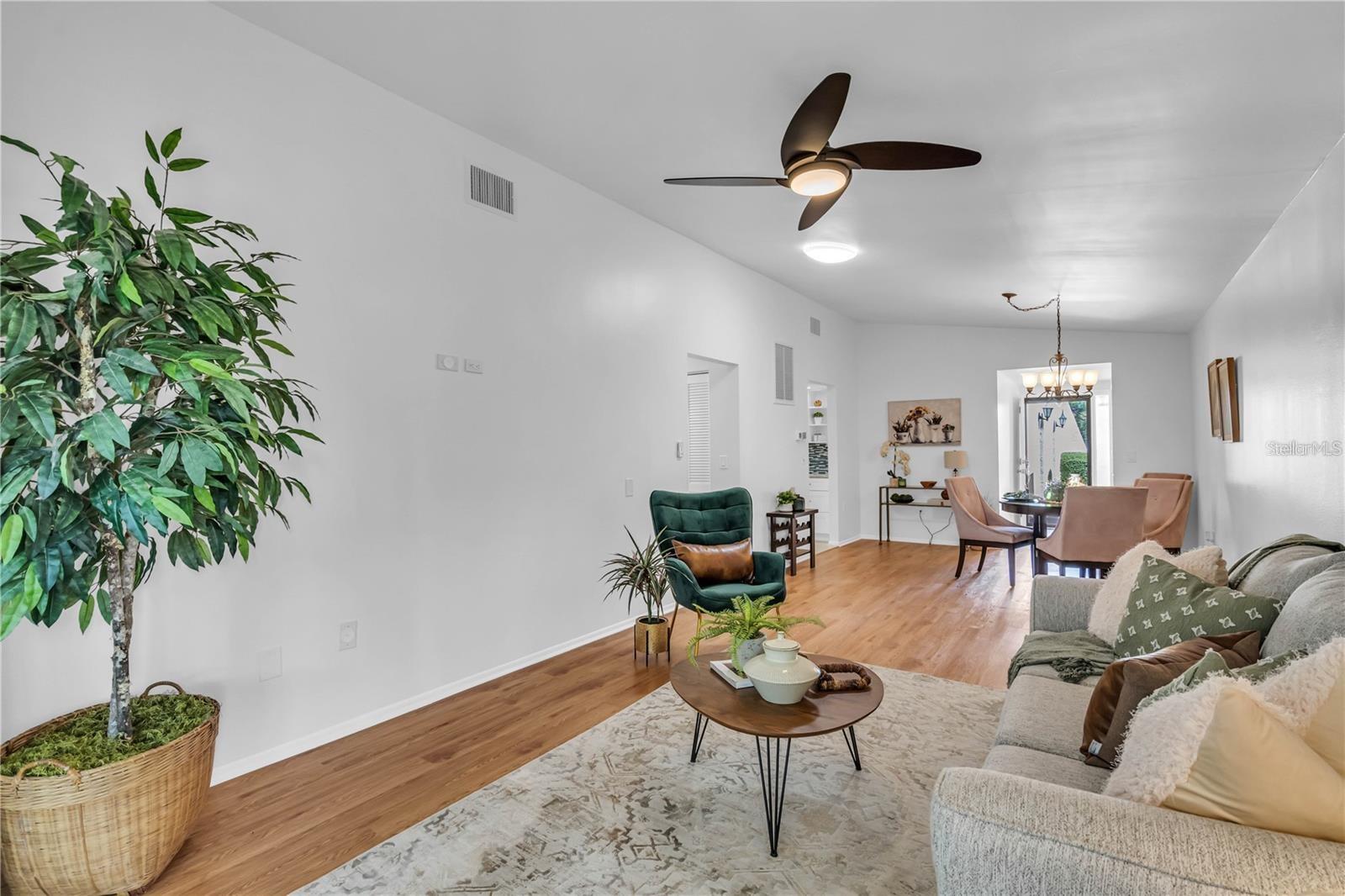 BRIARFIELD - Residential