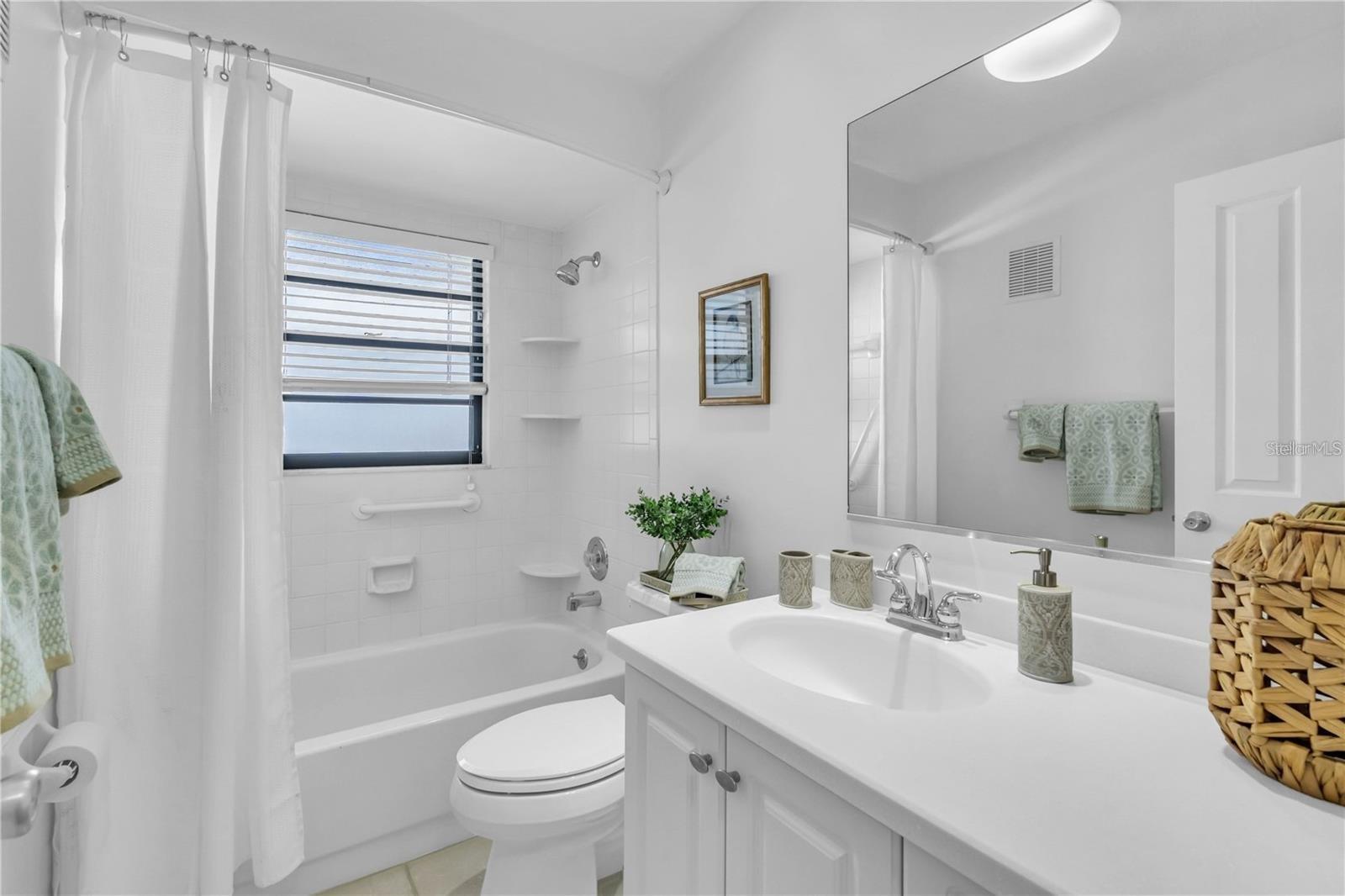 BRIARFIELD - Residential
