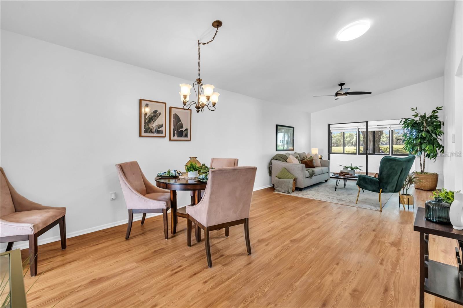 BRIARFIELD - Residential