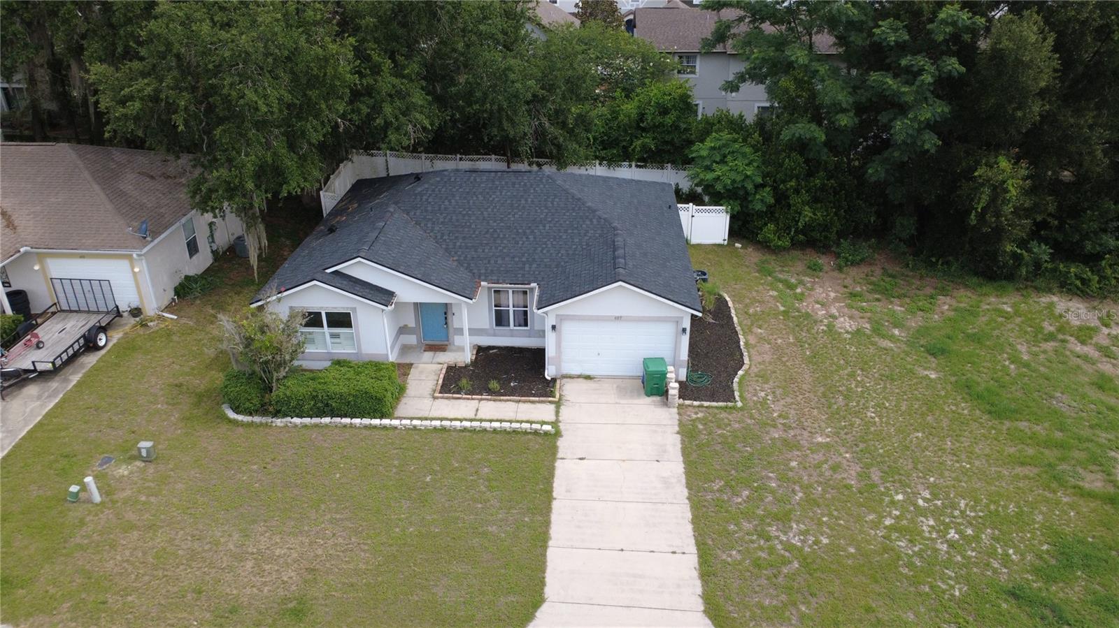 LADY LAKE CIERRA OAKS - Residential