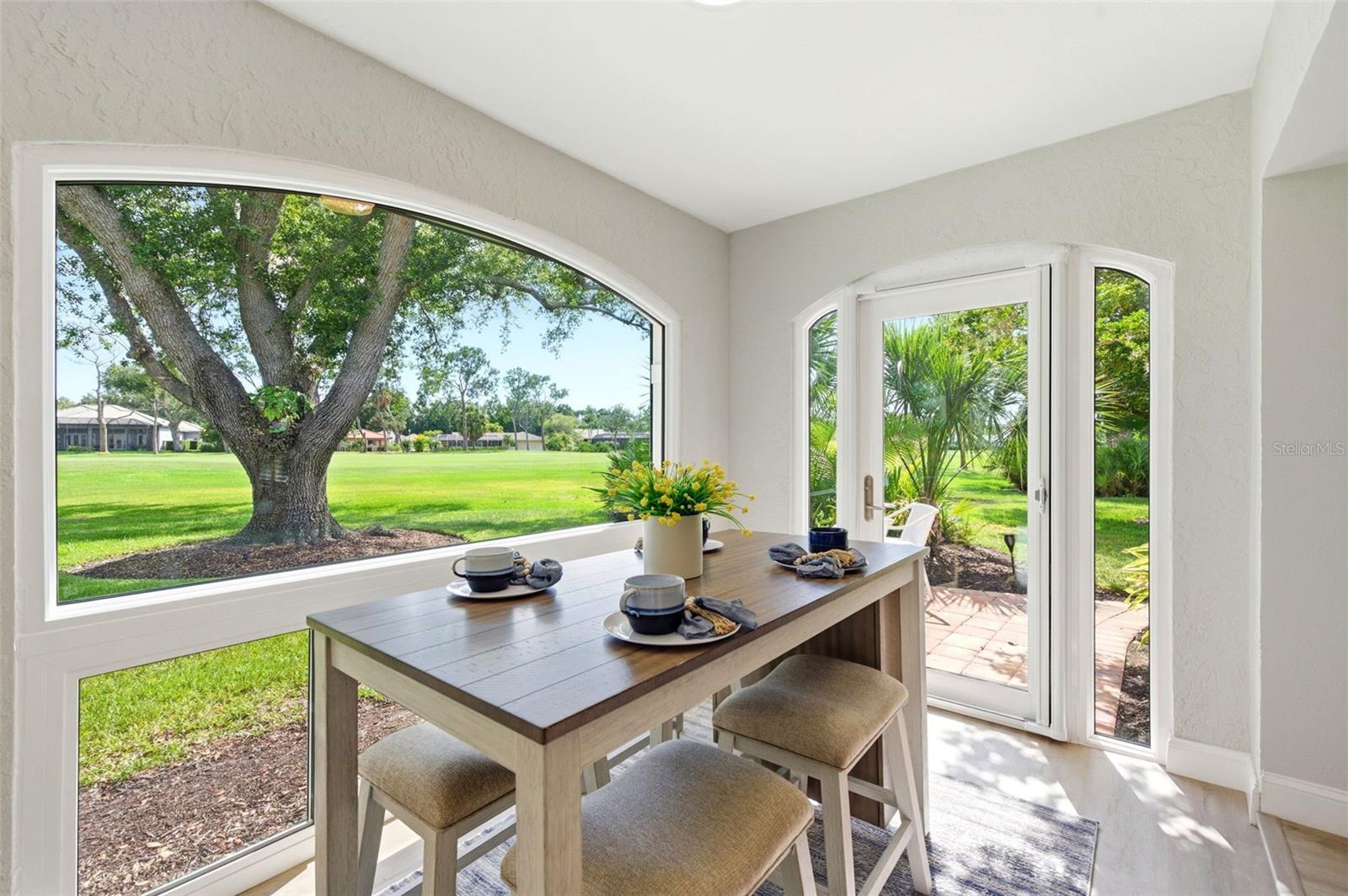 CHANTECLAIRE - Residential