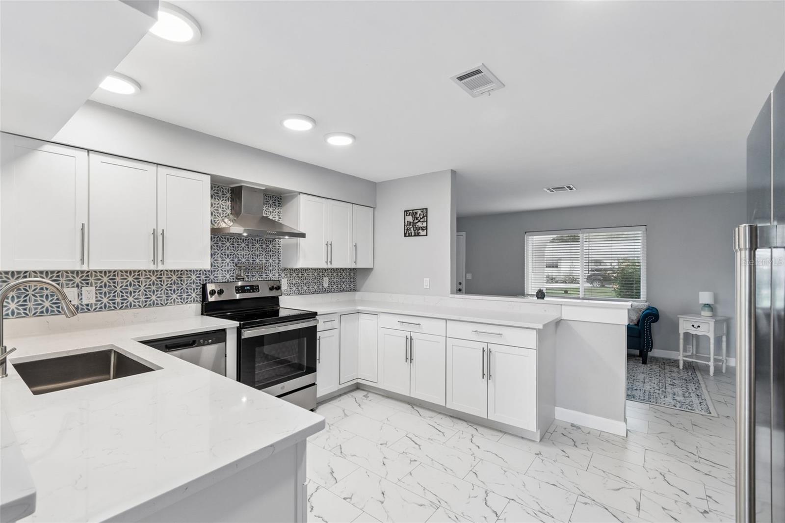 PARK LAKE ESTATES - Residential