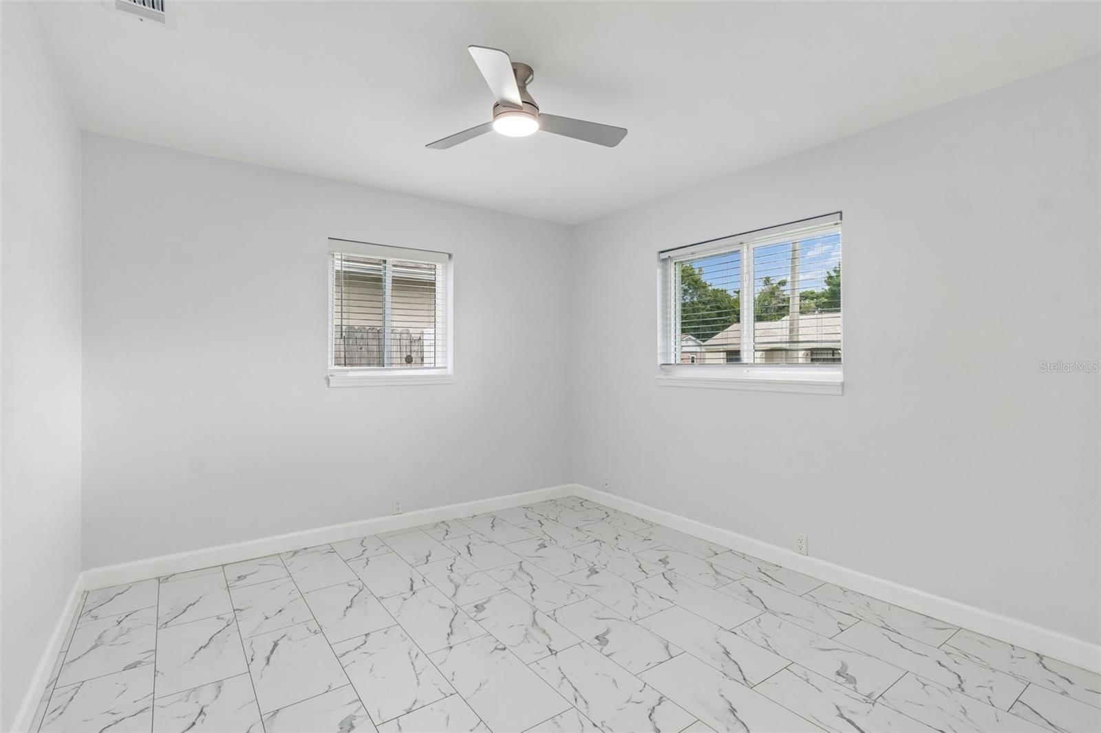 PARK LAKE ESTATES - Residential