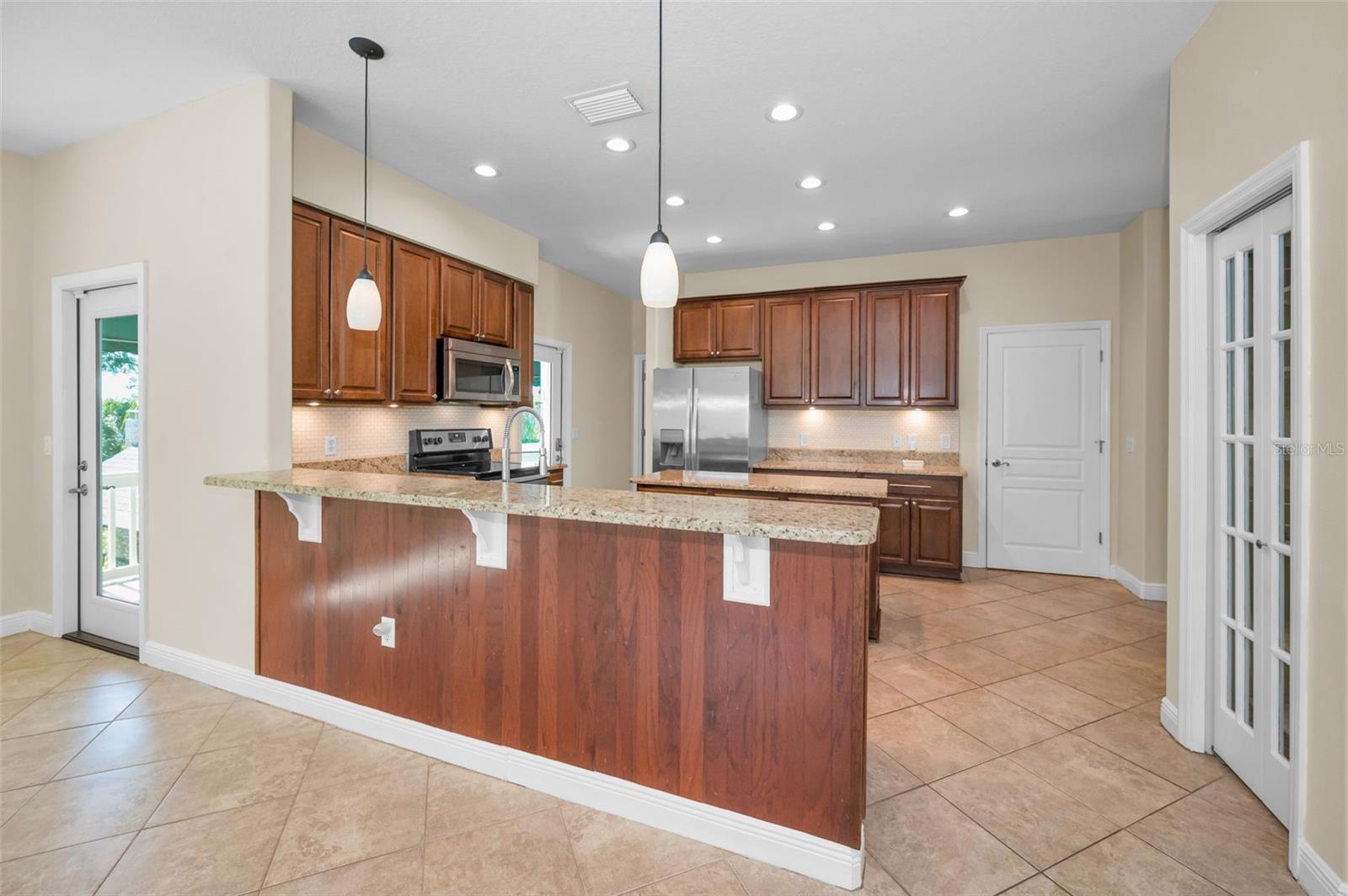 LAKE HIGHLANDS ESTATES - Residential