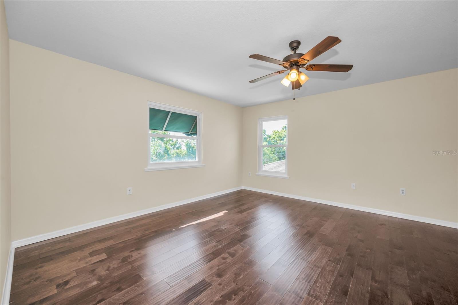 LAKE HIGHLANDS ESTATES - Residential