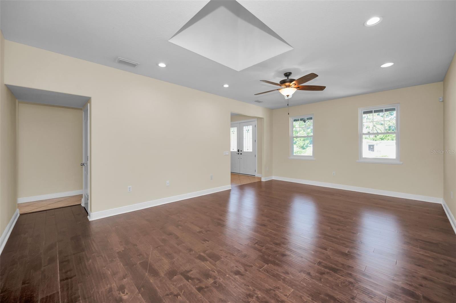 LAKE HIGHLANDS ESTATES - Residential