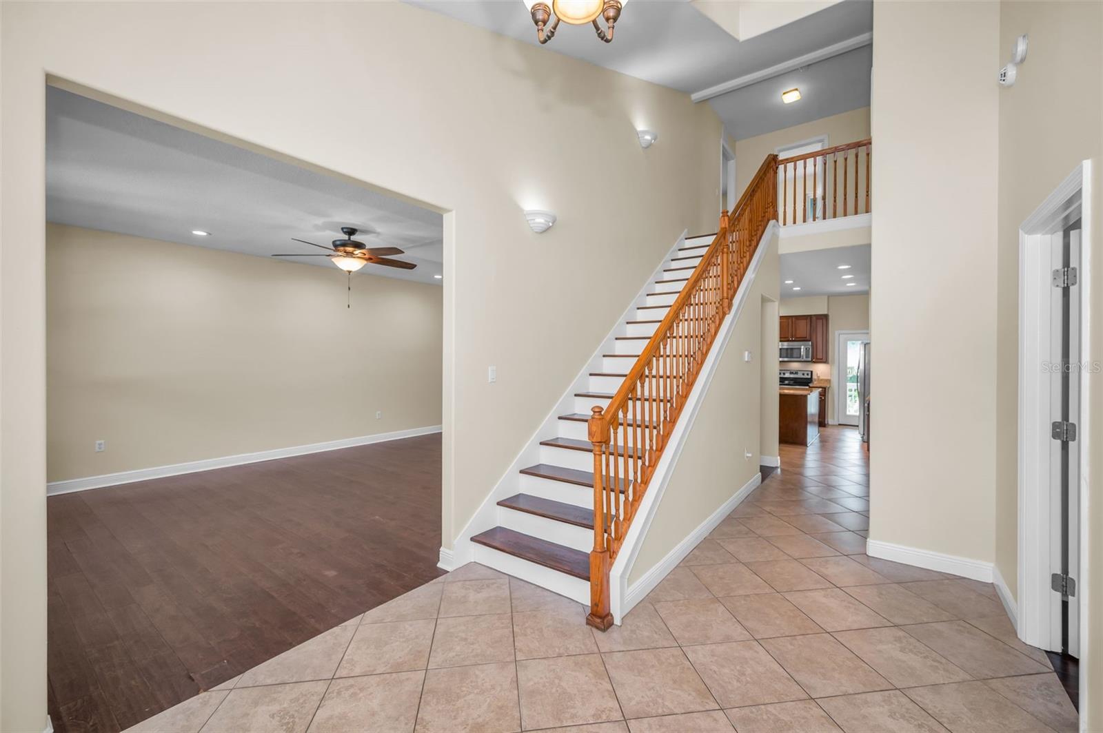 LAKE HIGHLANDS ESTATES - Residential