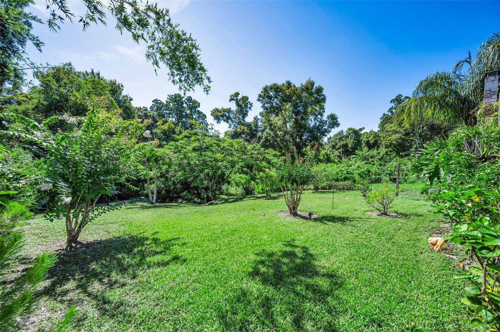 LAKE HIGHLANDS ESTATES - Residential