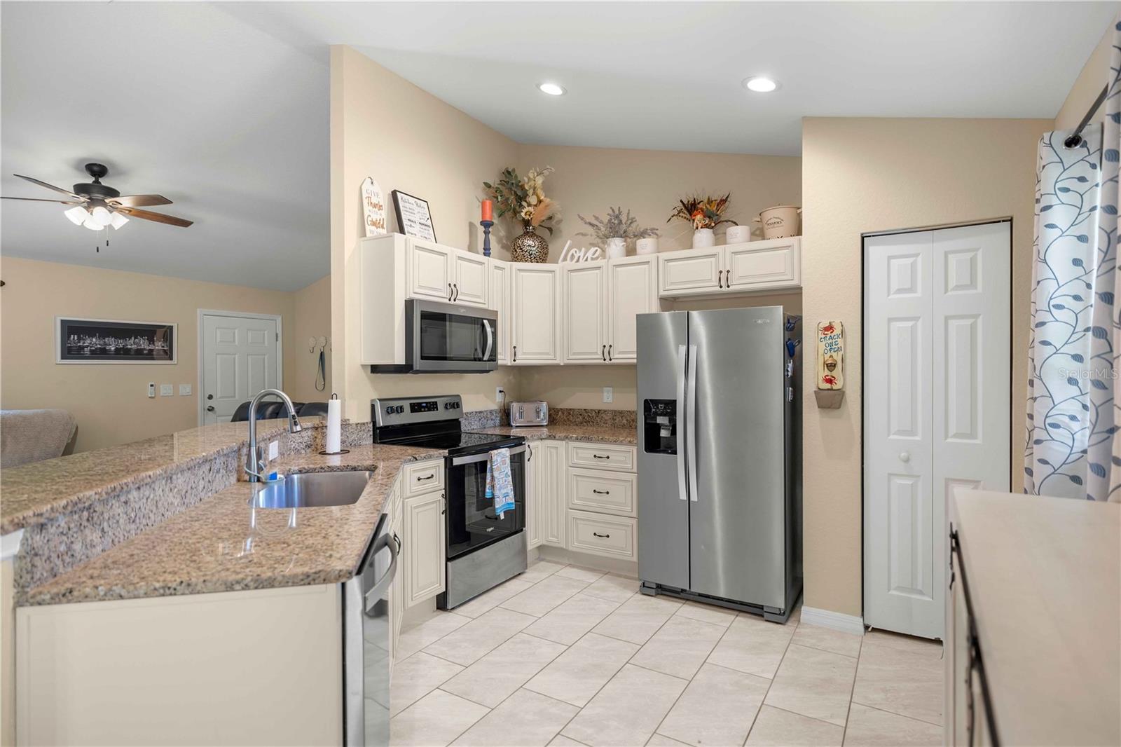 MARION OAKS UN 10 - Residential