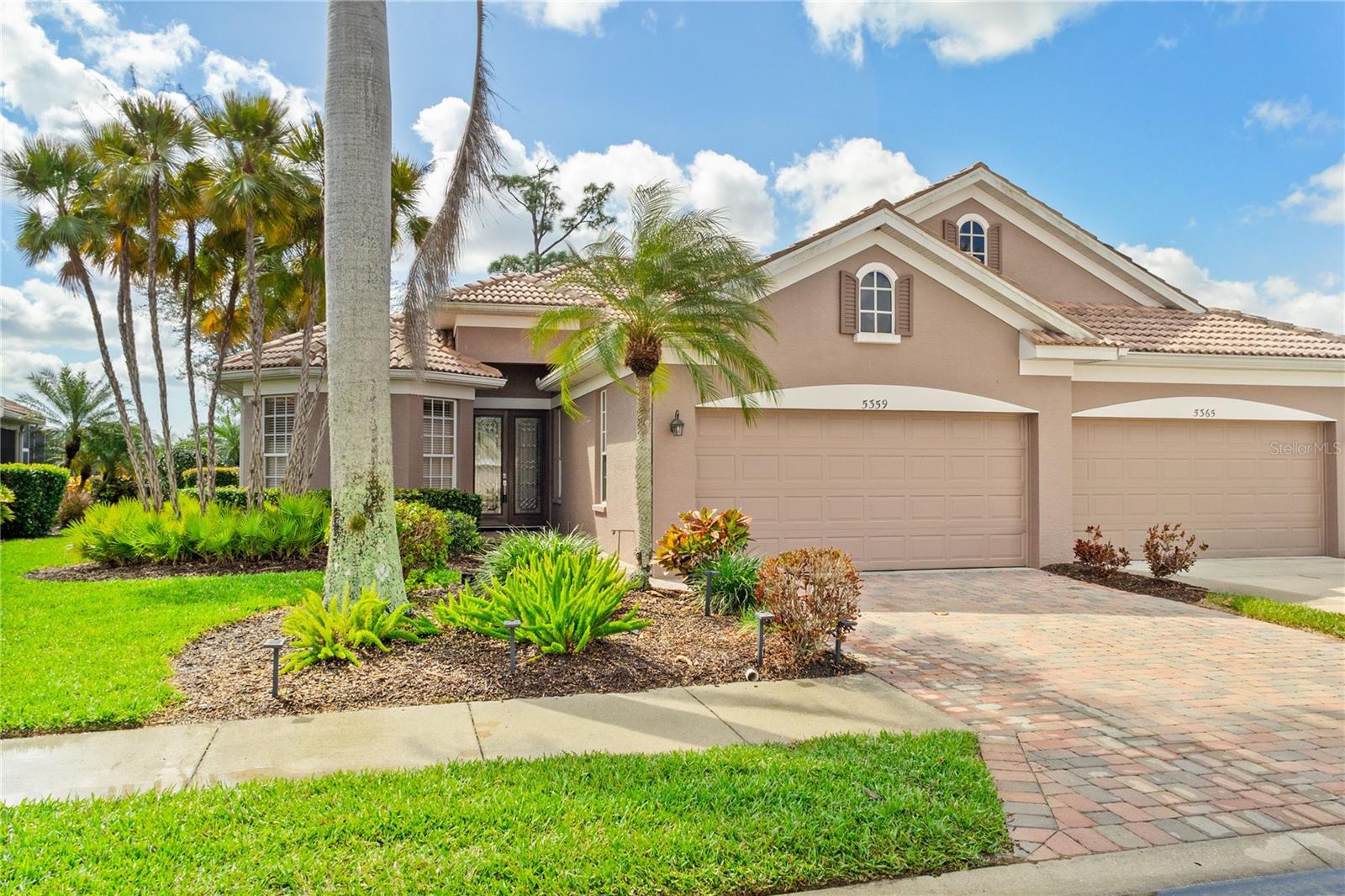 HERON CREEK - Residential