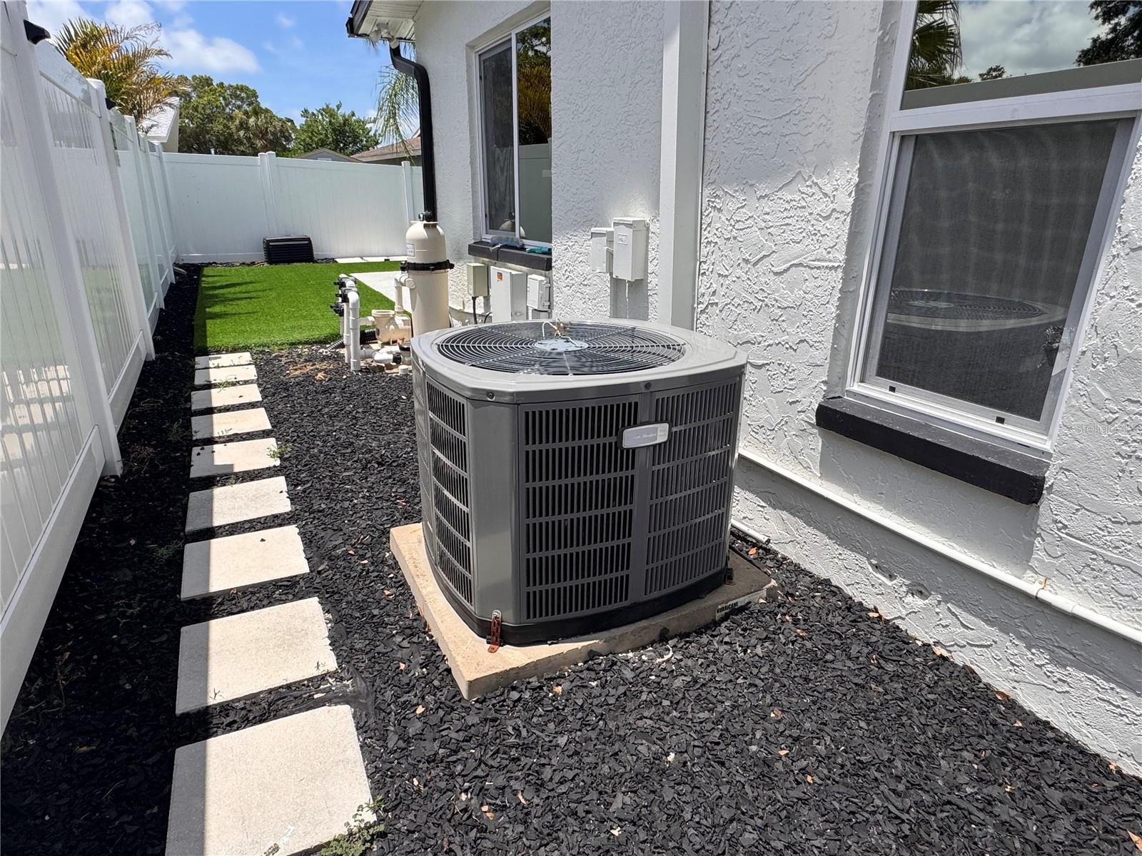 SEMINOLE PINES SUB PH 1 - Residential