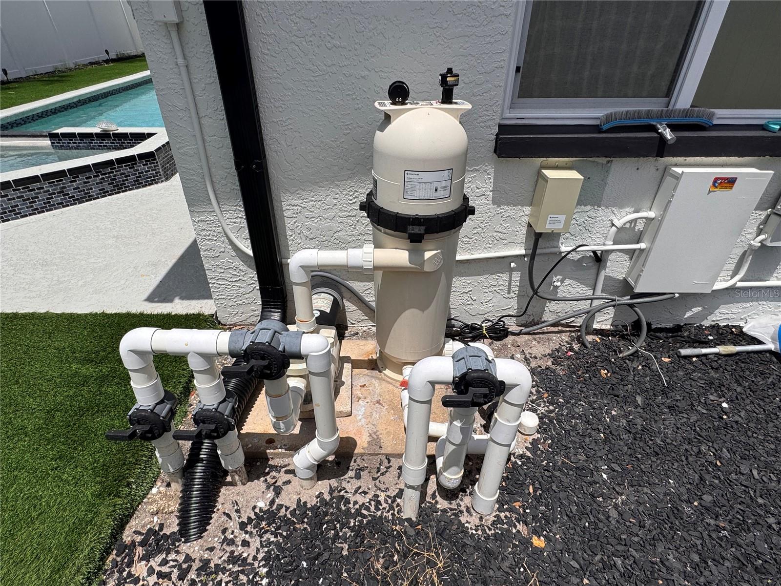 SEMINOLE PINES SUB PH 1 - Residential