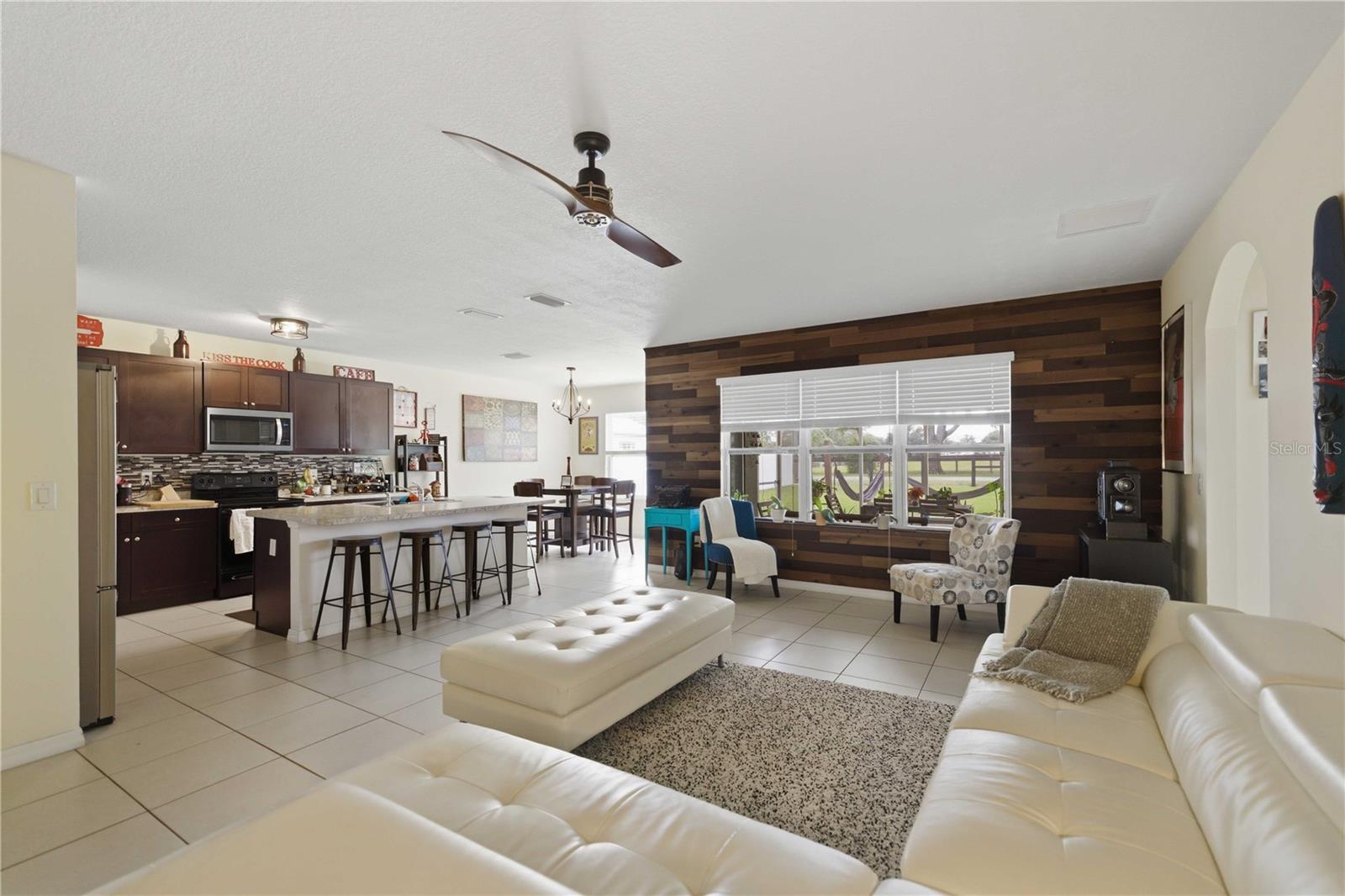 BAHIA OAKS UN #5 - Residential