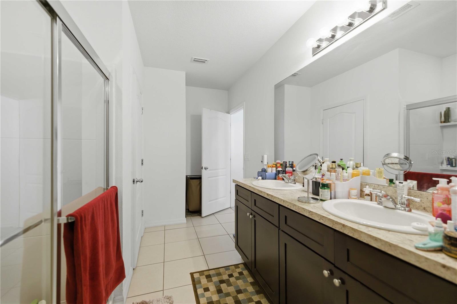 BAHIA OAKS UN #5 - Residential