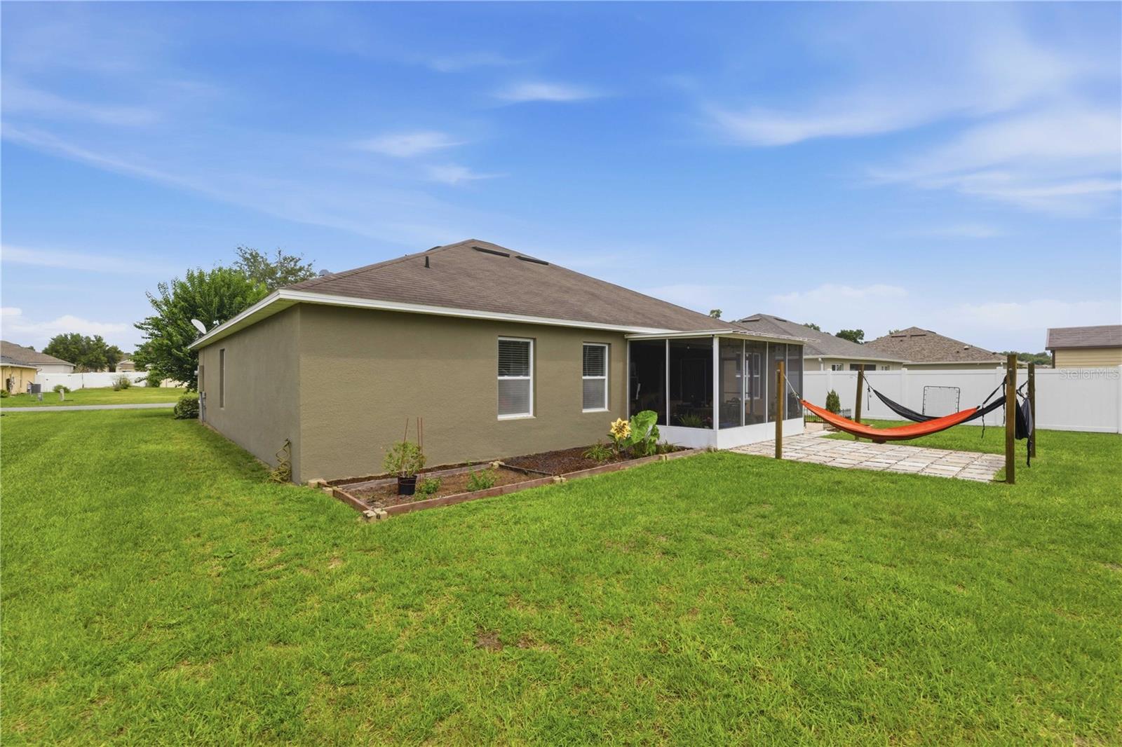 BAHIA OAKS UN #5 - Residential