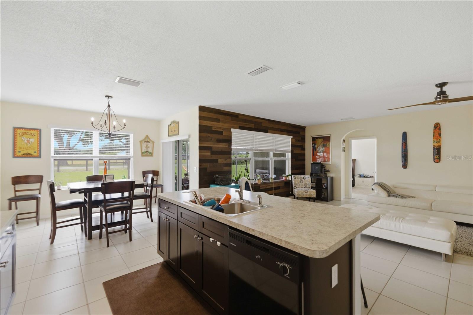 BAHIA OAKS UN #5 - Residential