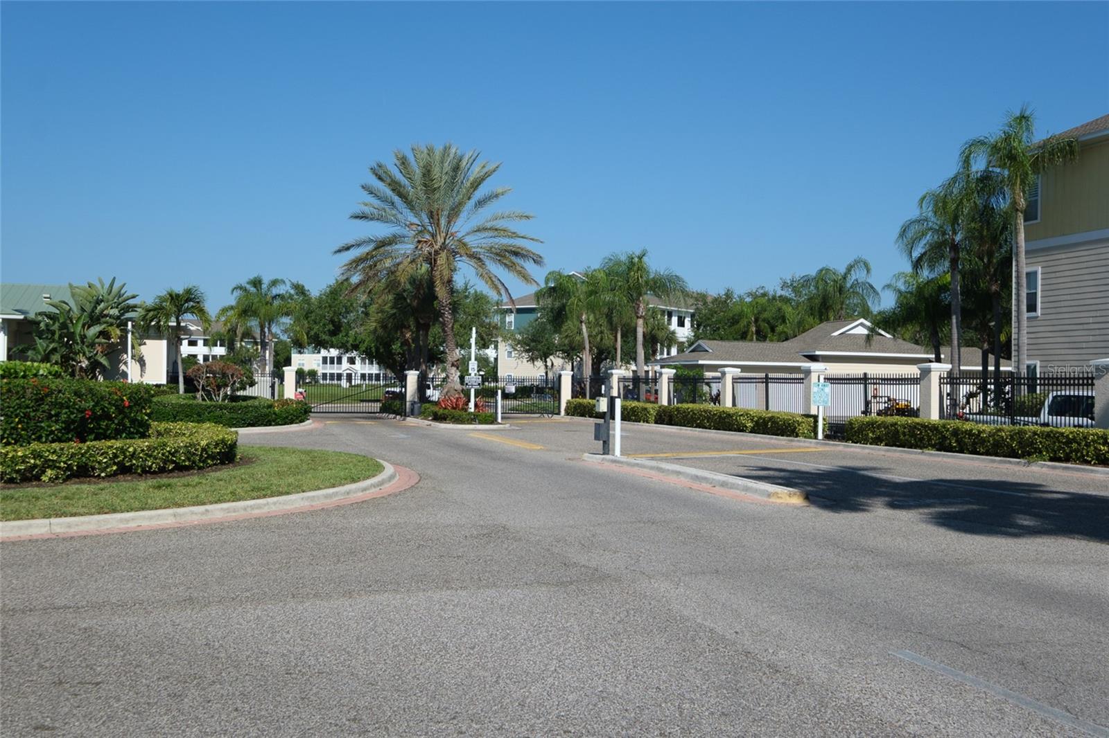 THE PALMS OF CORTEZ - Residential