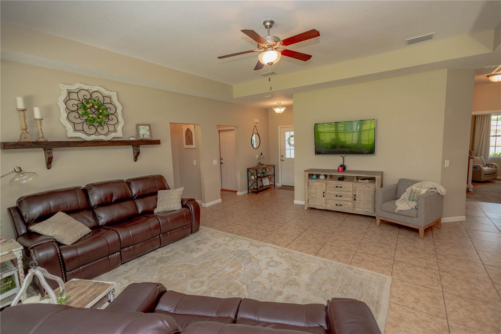 CANNON CREEK PLACE - Residential
