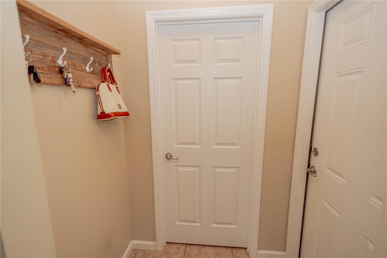 CANNON CREEK PLACE - Residential