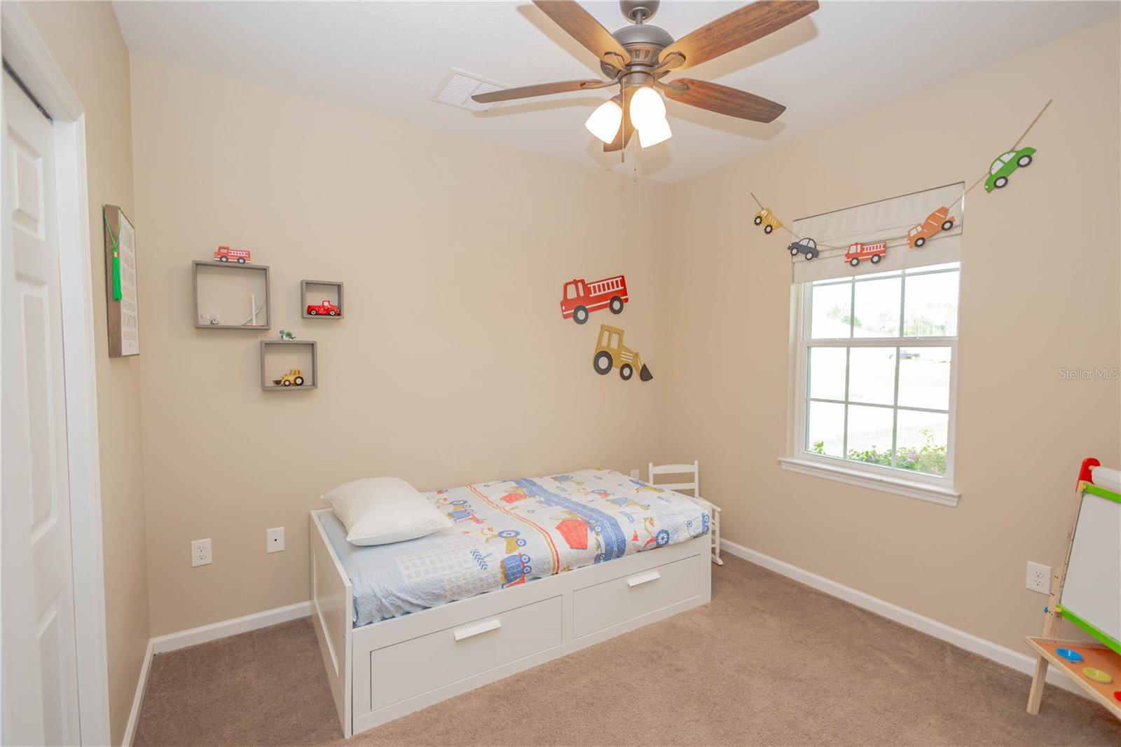 CANNON CREEK PLACE - Residential