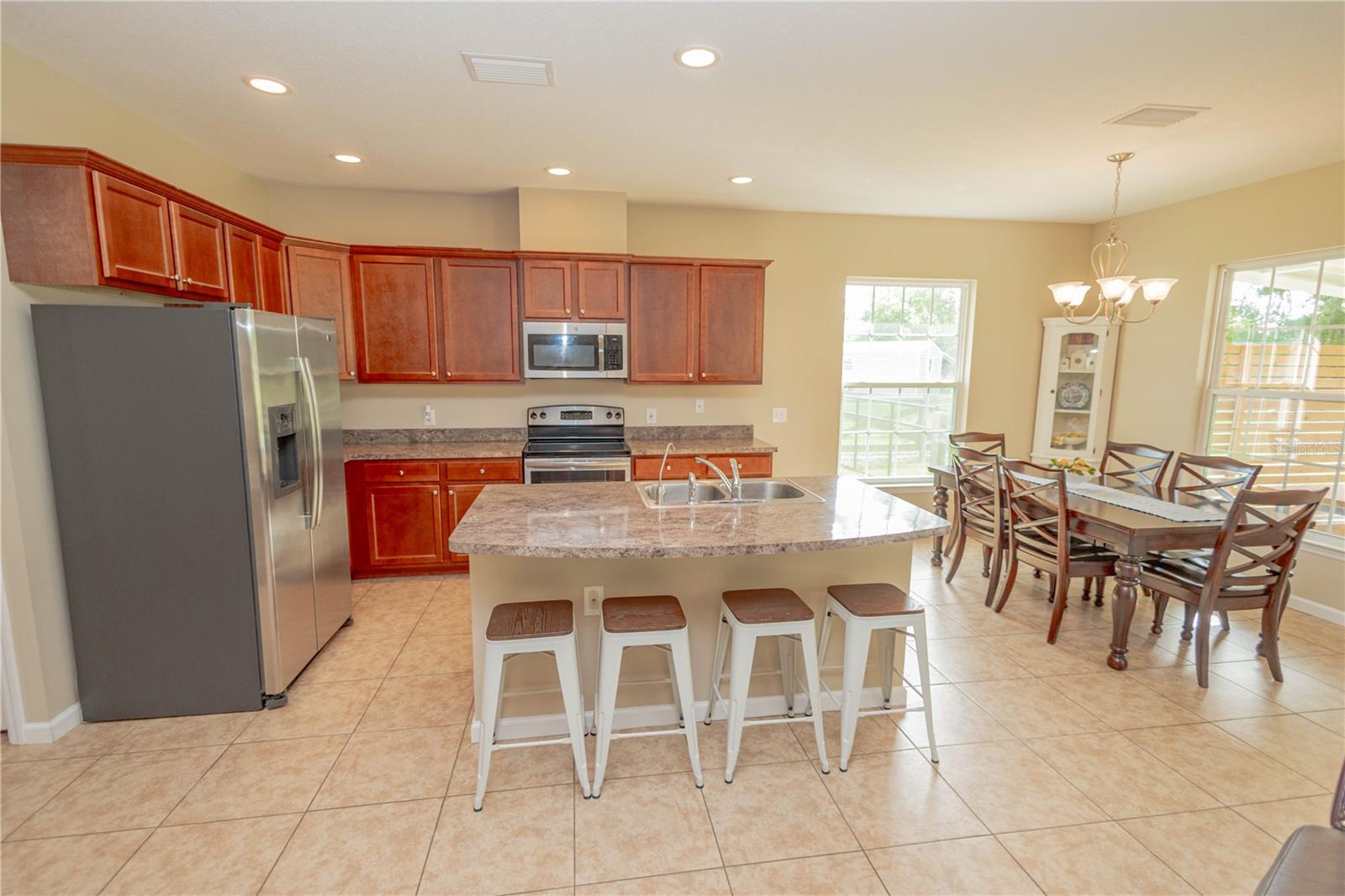 CANNON CREEK PLACE - Residential