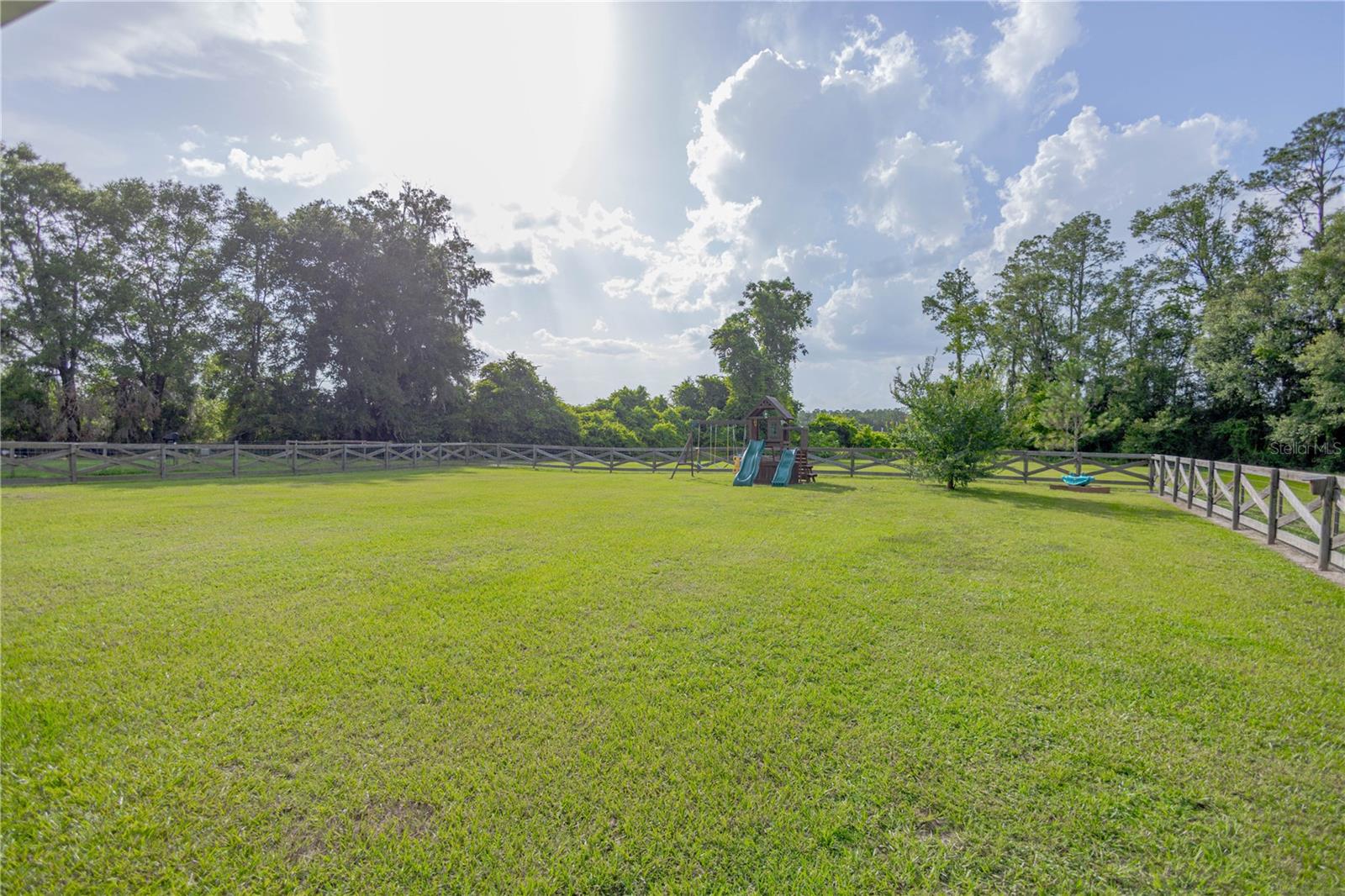 CANNON CREEK PLACE - Residential