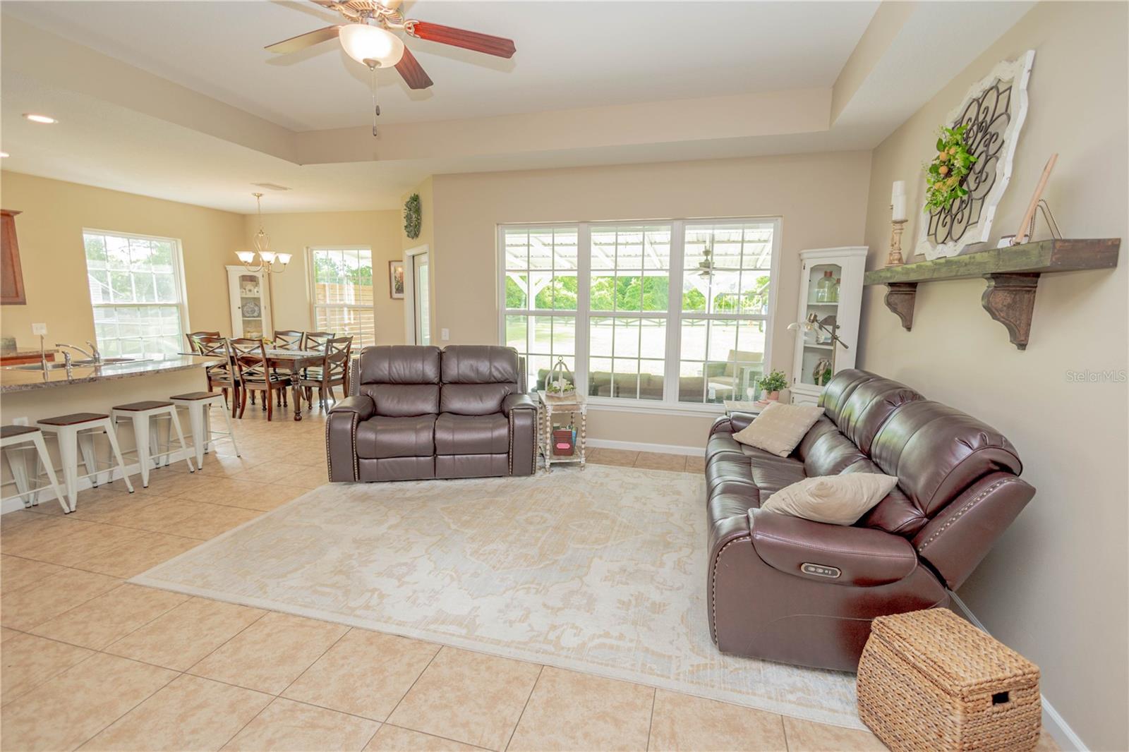 CANNON CREEK PLACE - Residential