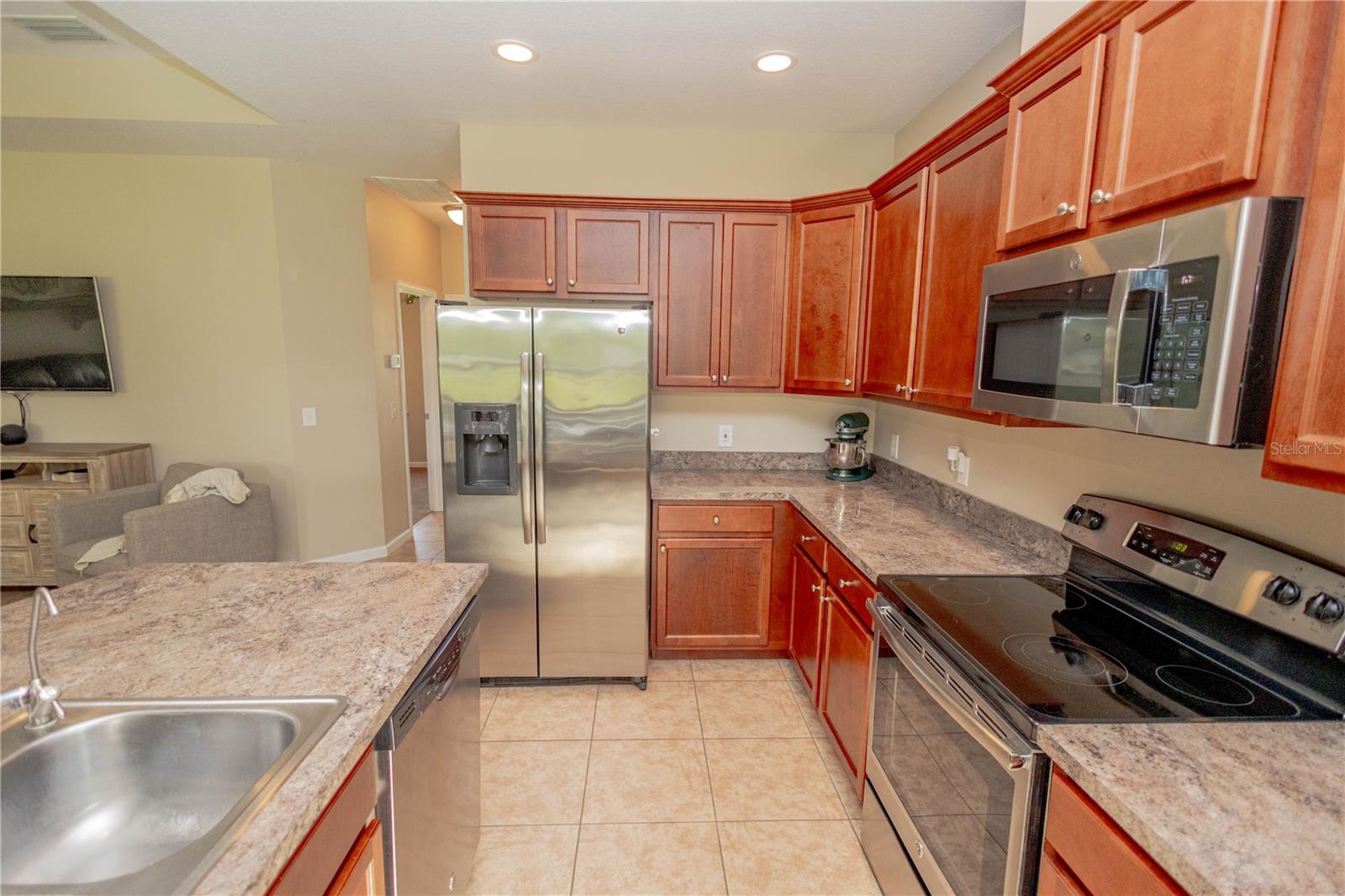 CANNON CREEK PLACE - Residential