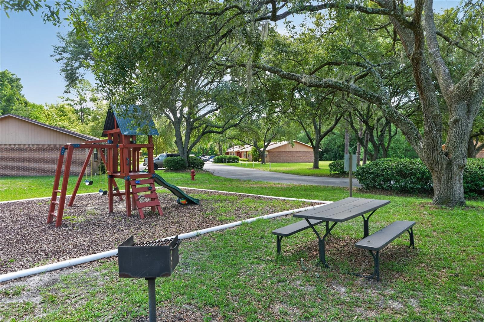 HAMILTON ESTATE - Commercial Sale