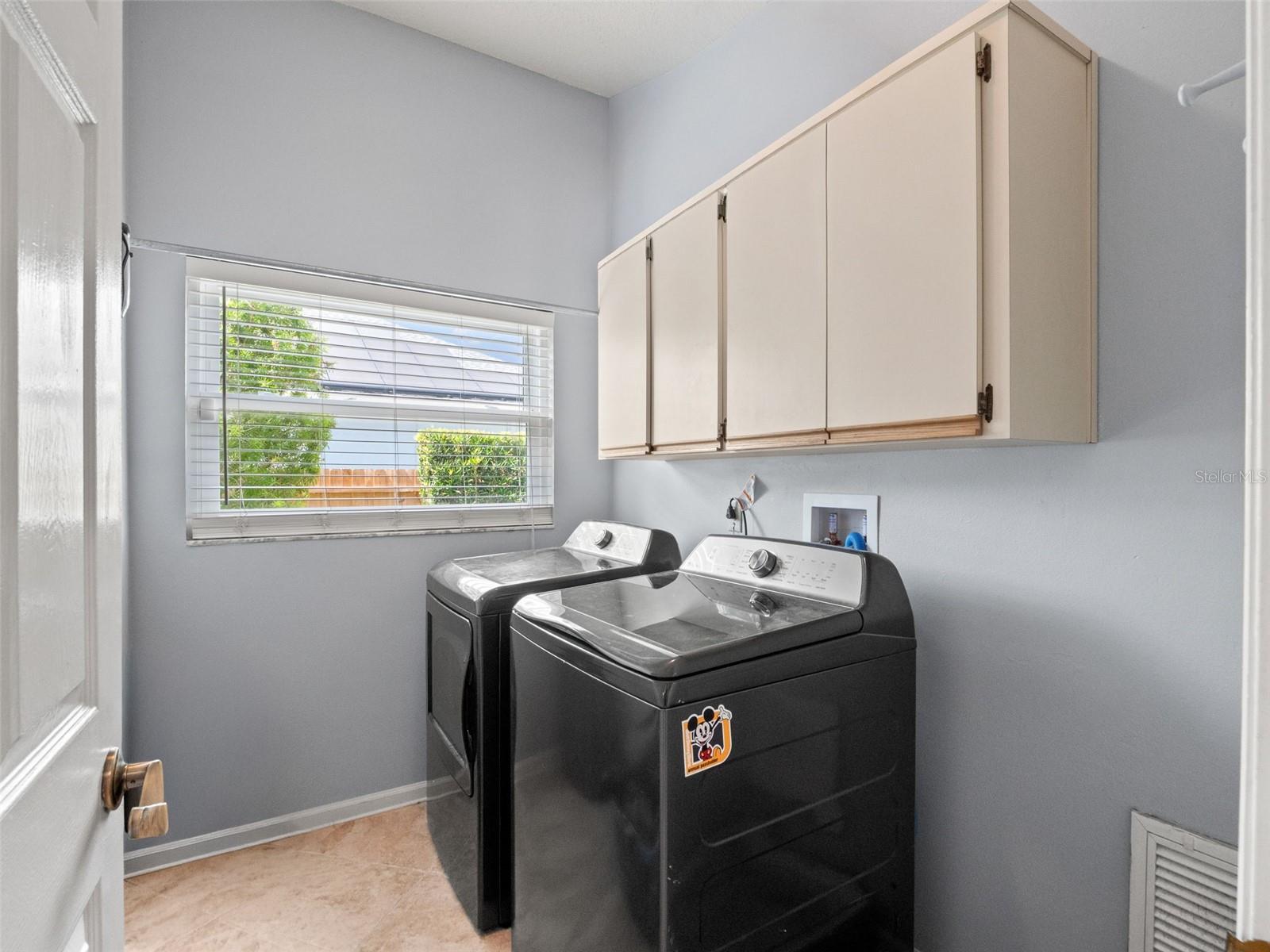 KINGS COVE - Residential