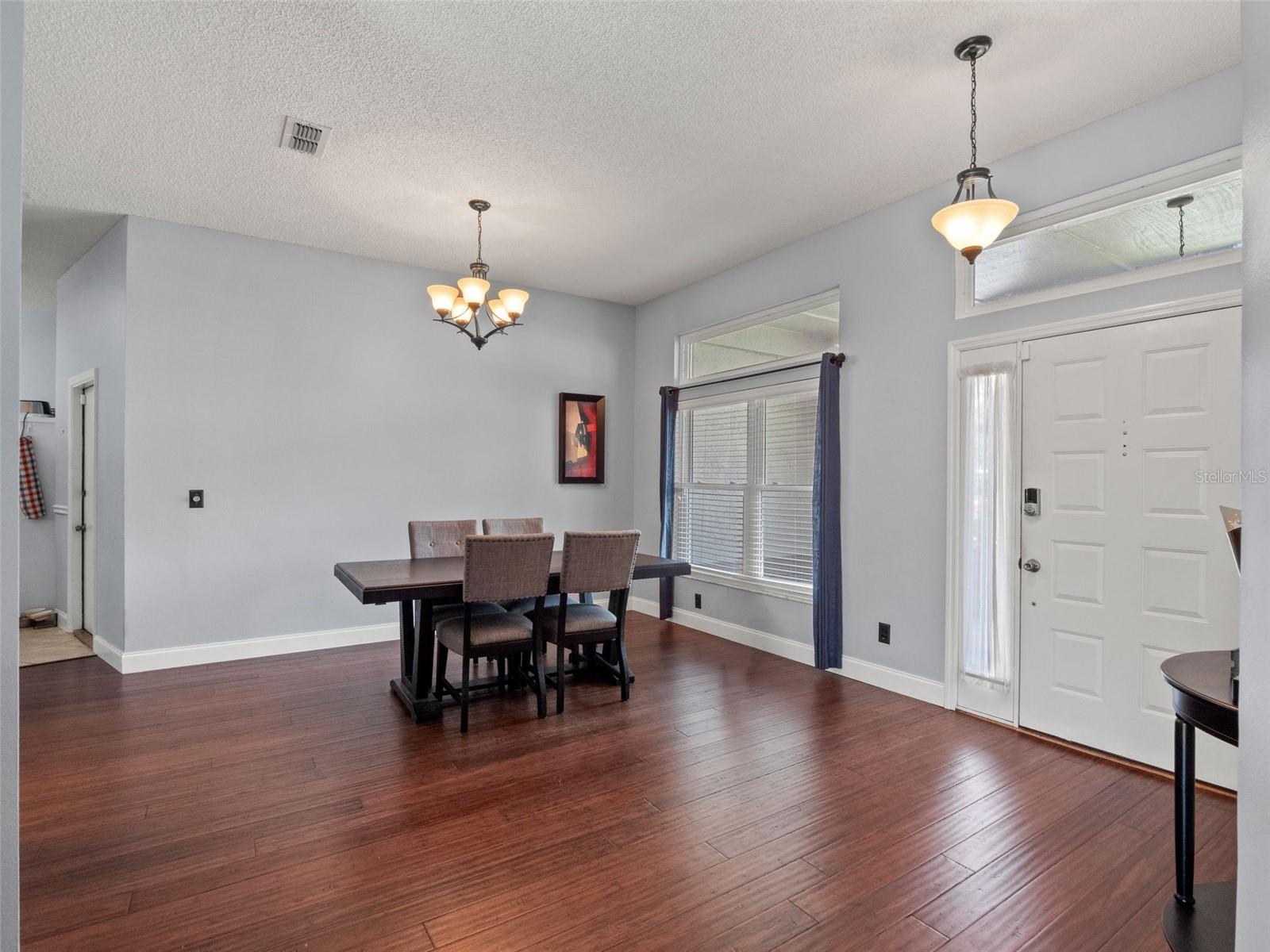 KINGS COVE - Residential