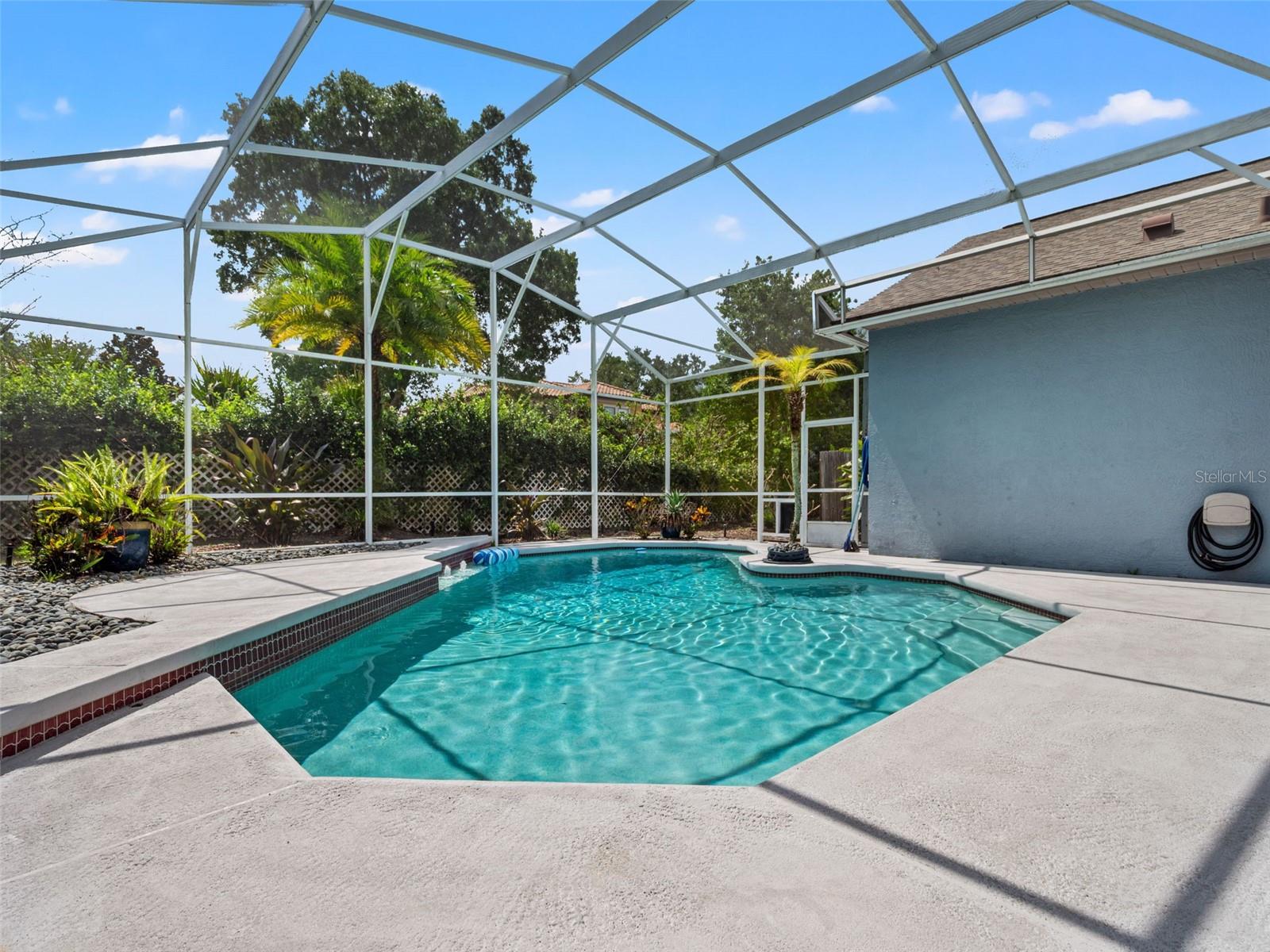 KINGS COVE - Residential