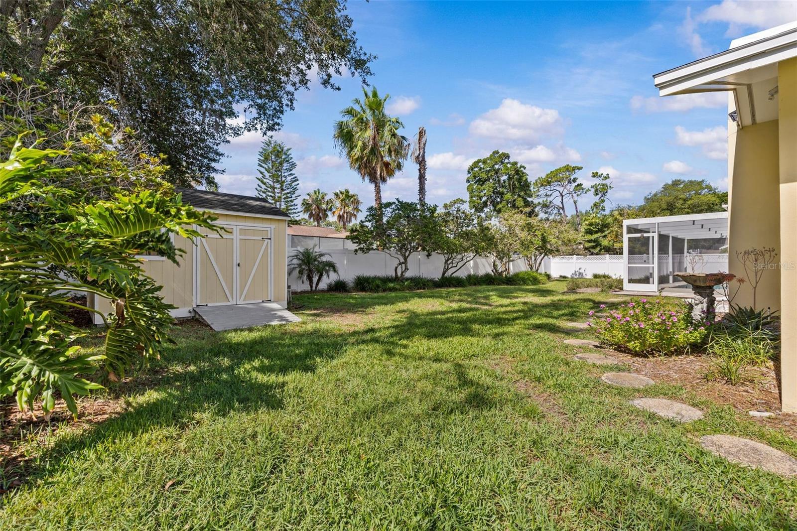 ENISWOOD-UNIT I - Residential