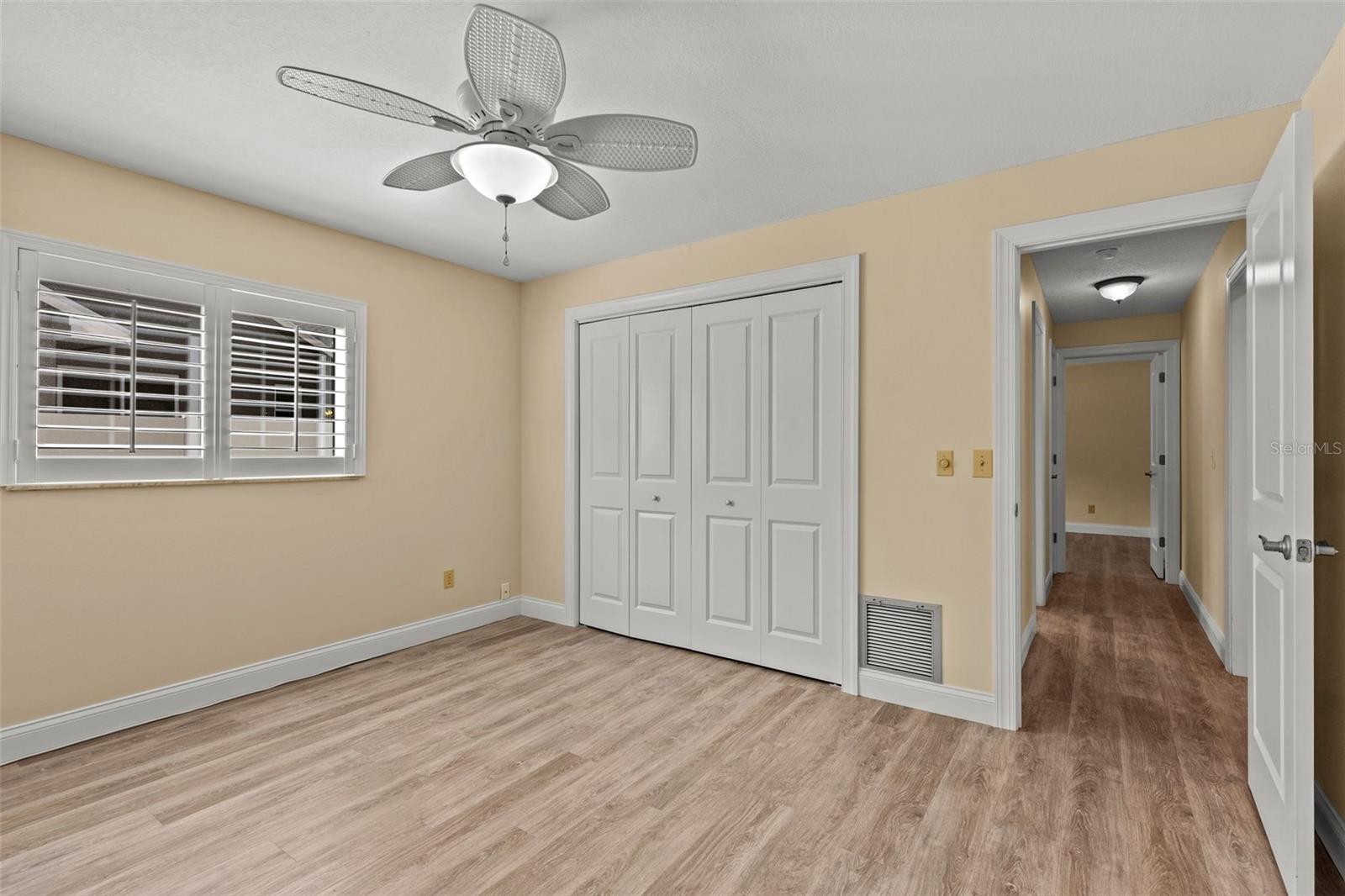 ENISWOOD-UNIT I - Residential