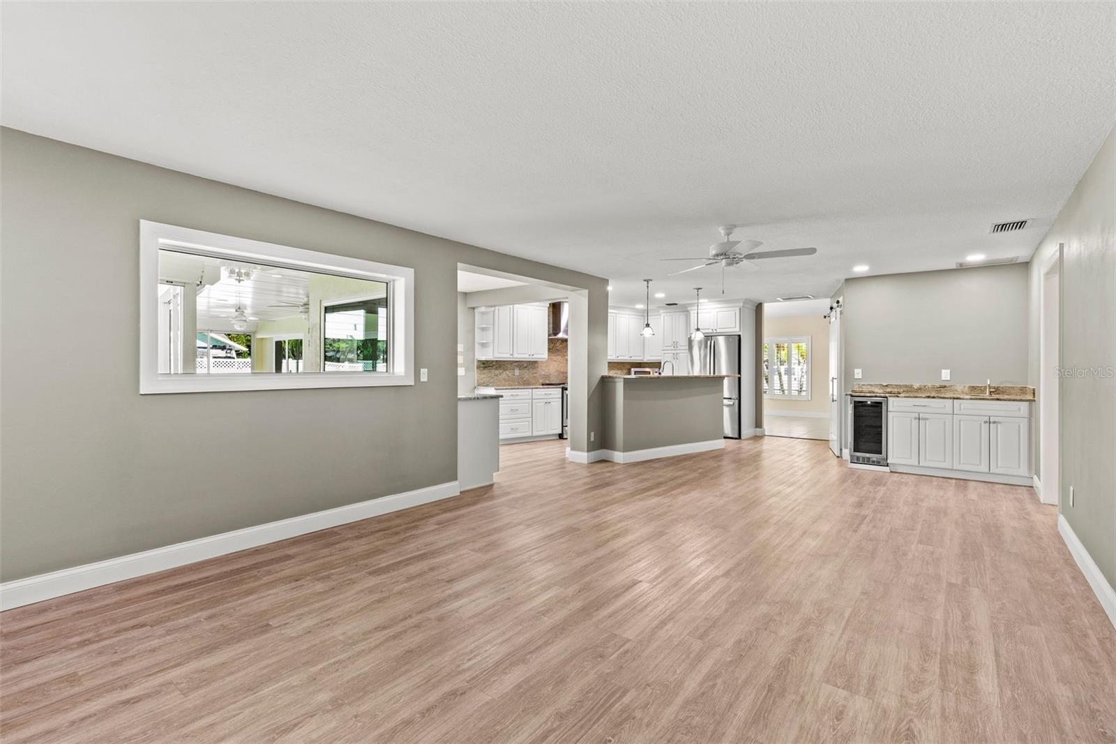ENISWOOD-UNIT I - Residential