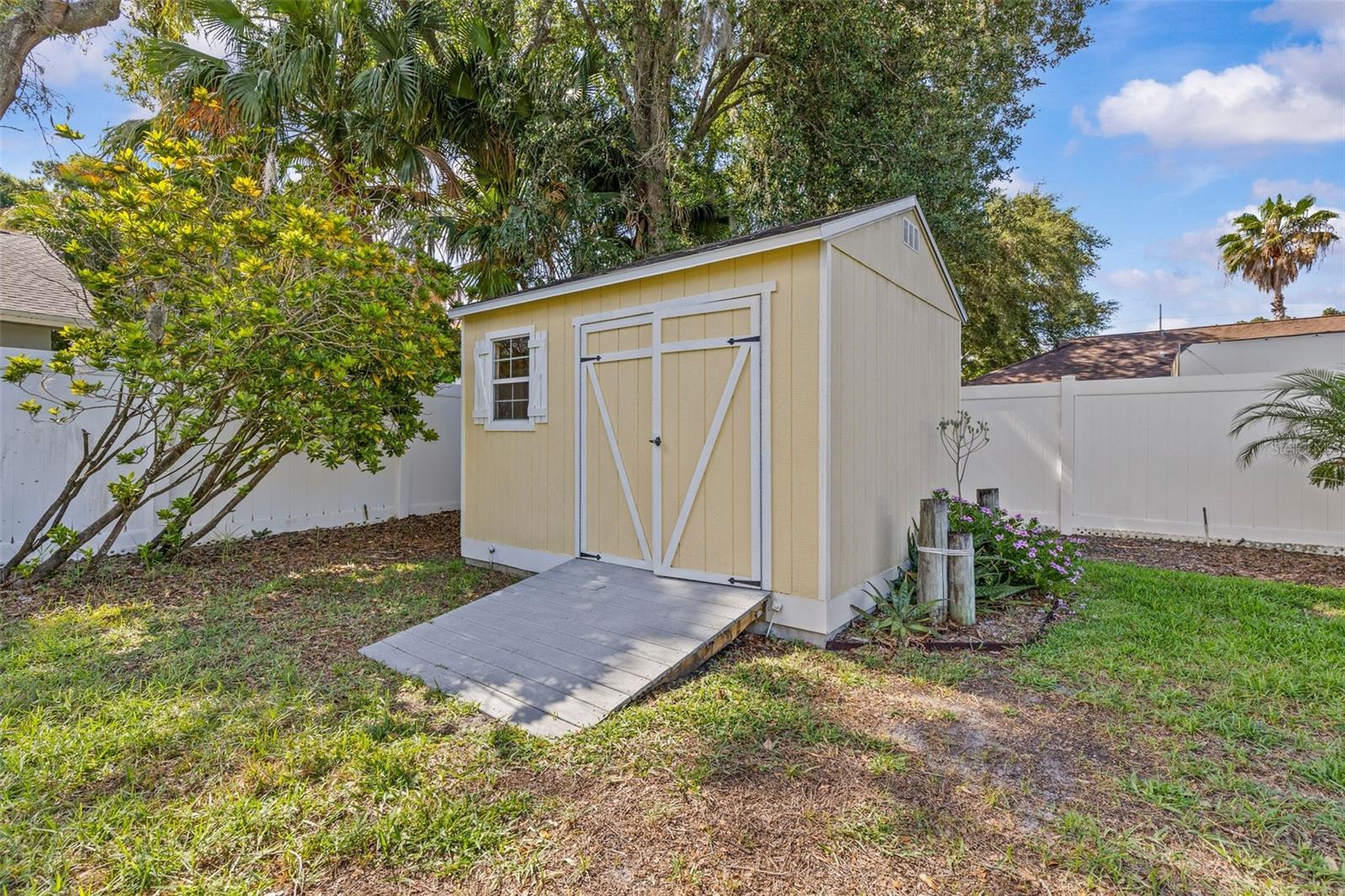 ENISWOOD-UNIT I - Residential