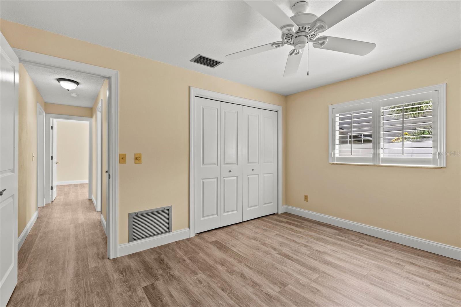 ENISWOOD-UNIT I - Residential