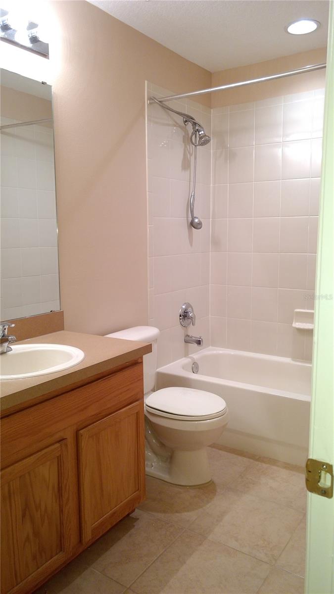 AVALON PARK VILLAGE 6 - Residential Lease