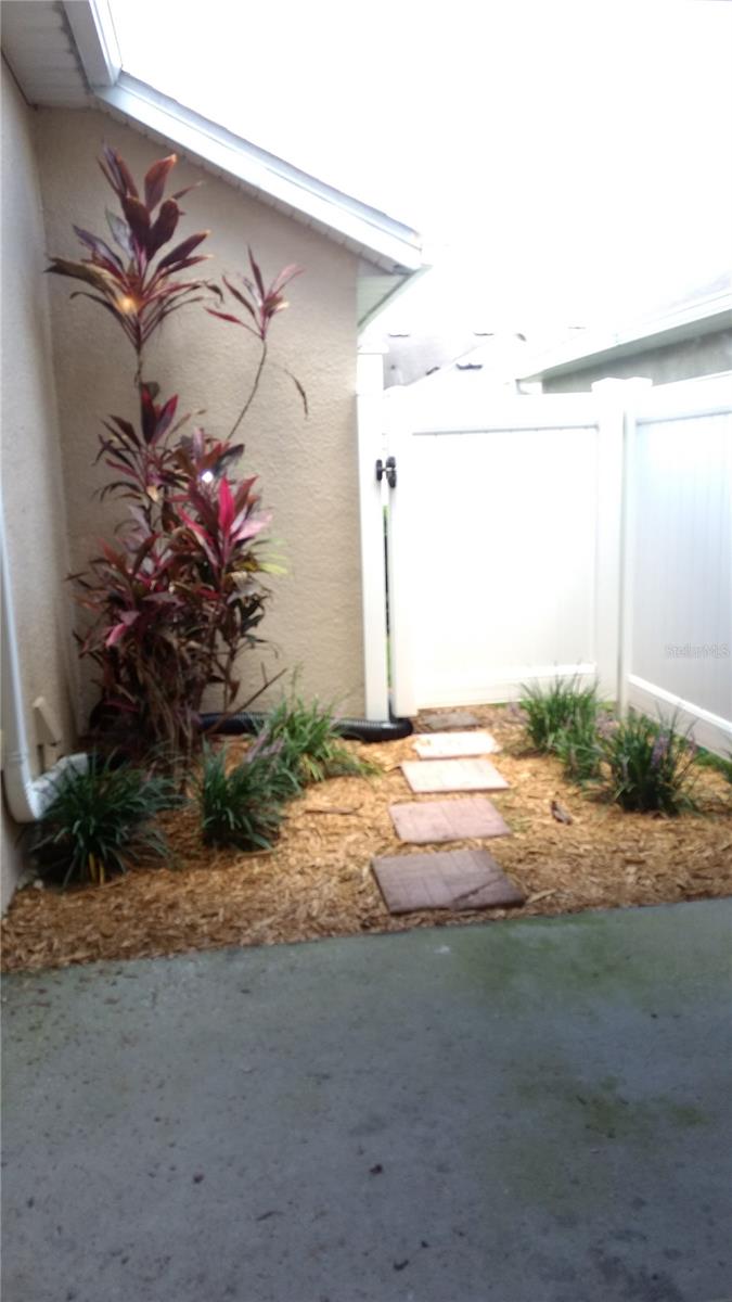 AVALON PARK VILLAGE 6 - Residential Lease