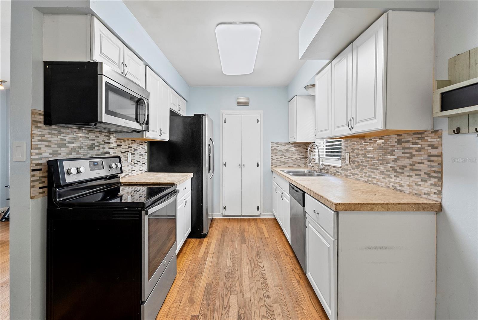 LAKE MARIE ESTATES REP - Residential